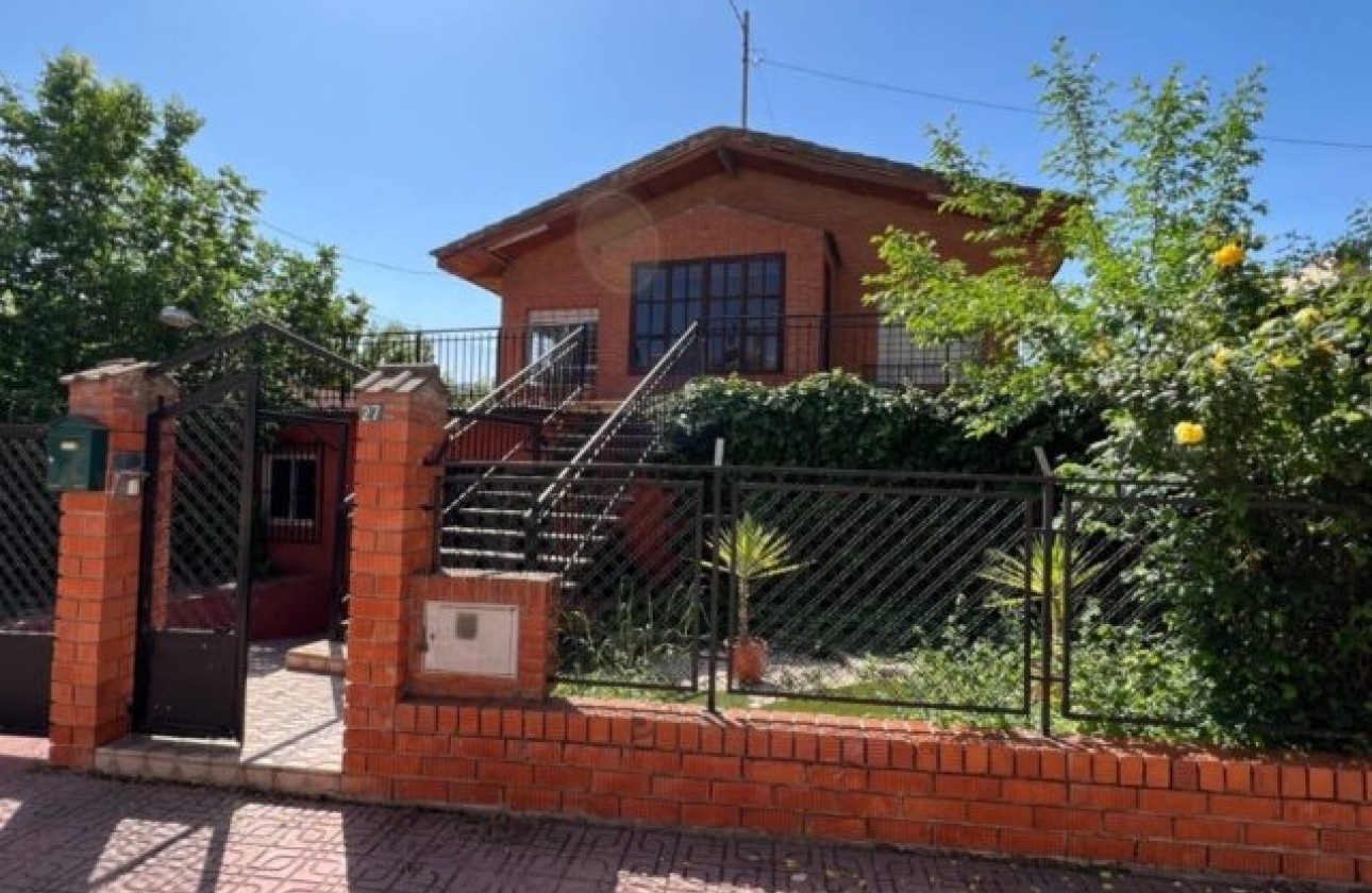 Revente - Villa Individuelle -
Hondón de los Fráiles