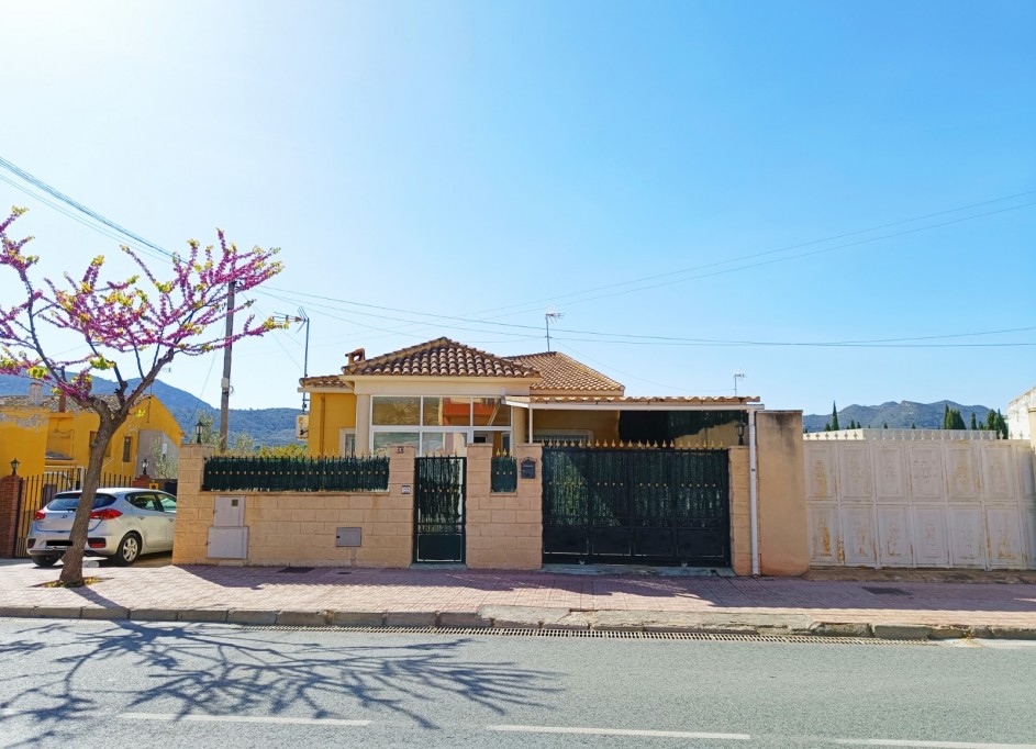 Revente - Villa Individuelle -
Hondón de los Fráiles