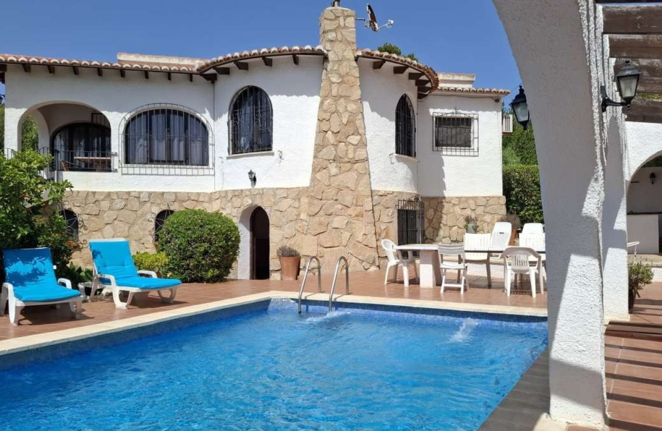 Revente - Villa Individuelle -
Jávea