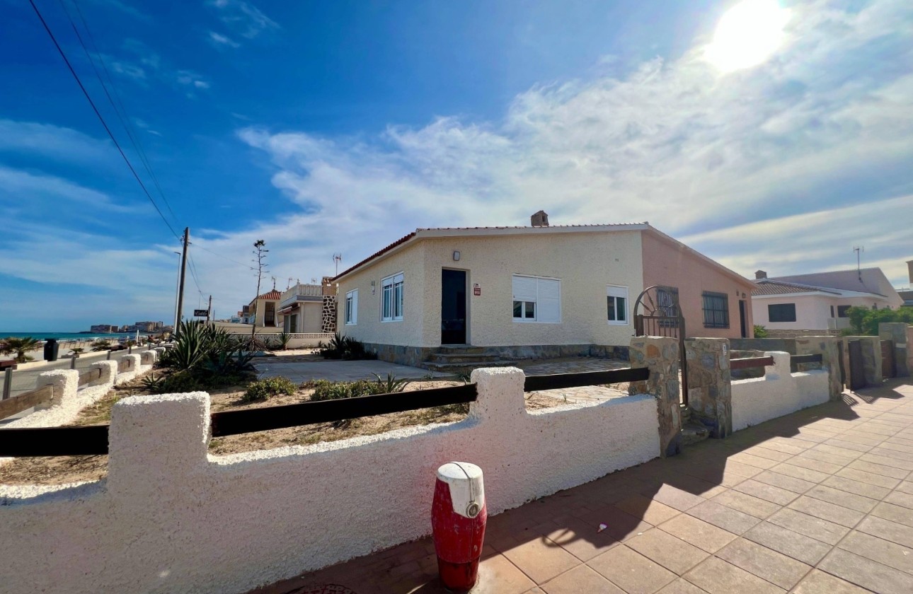 Revente - Villa Individuelle -
La Mata - Costa Blanca