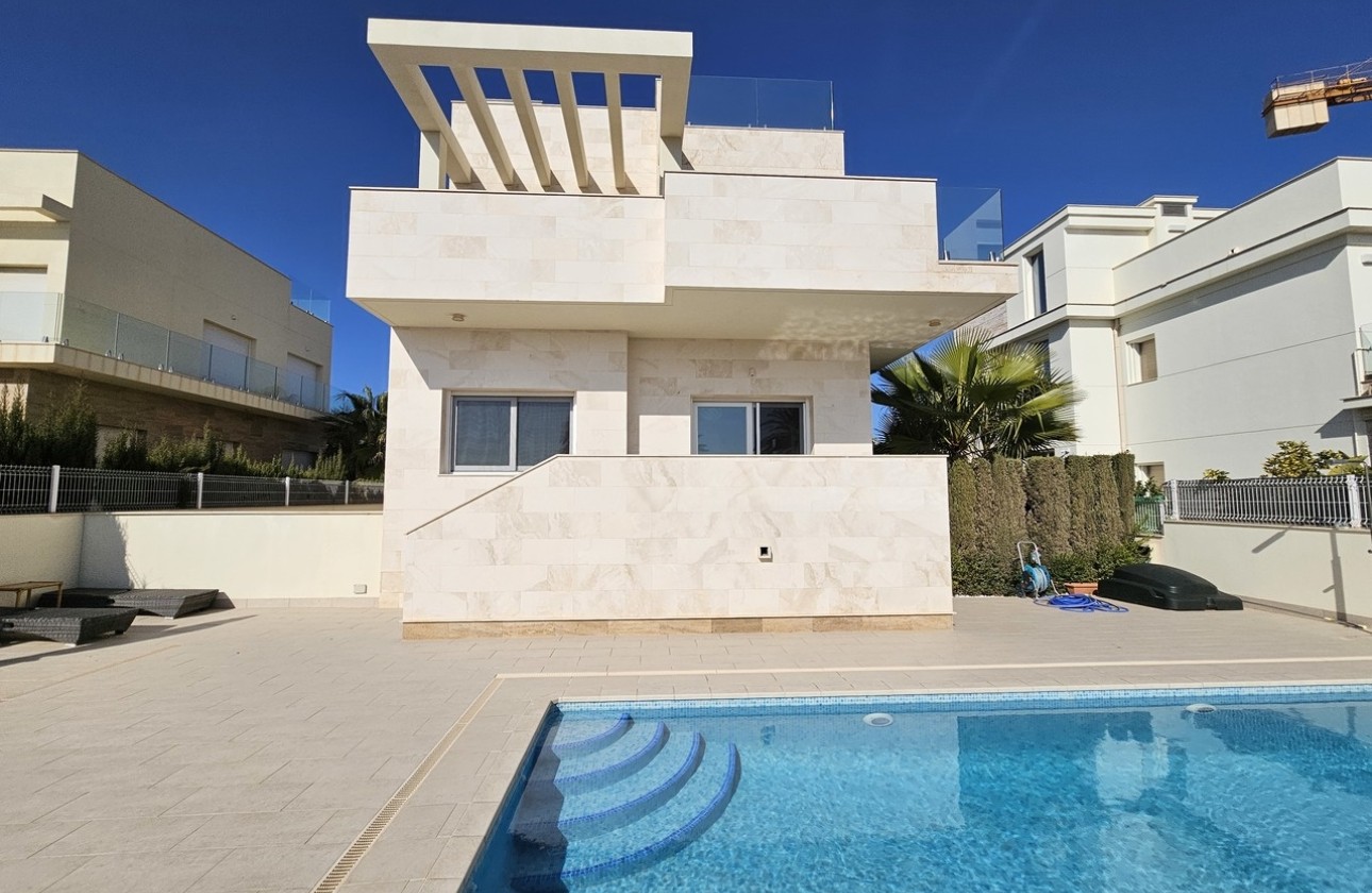 Revente - Villa Individuelle -
La Zenia - Costa Blanca