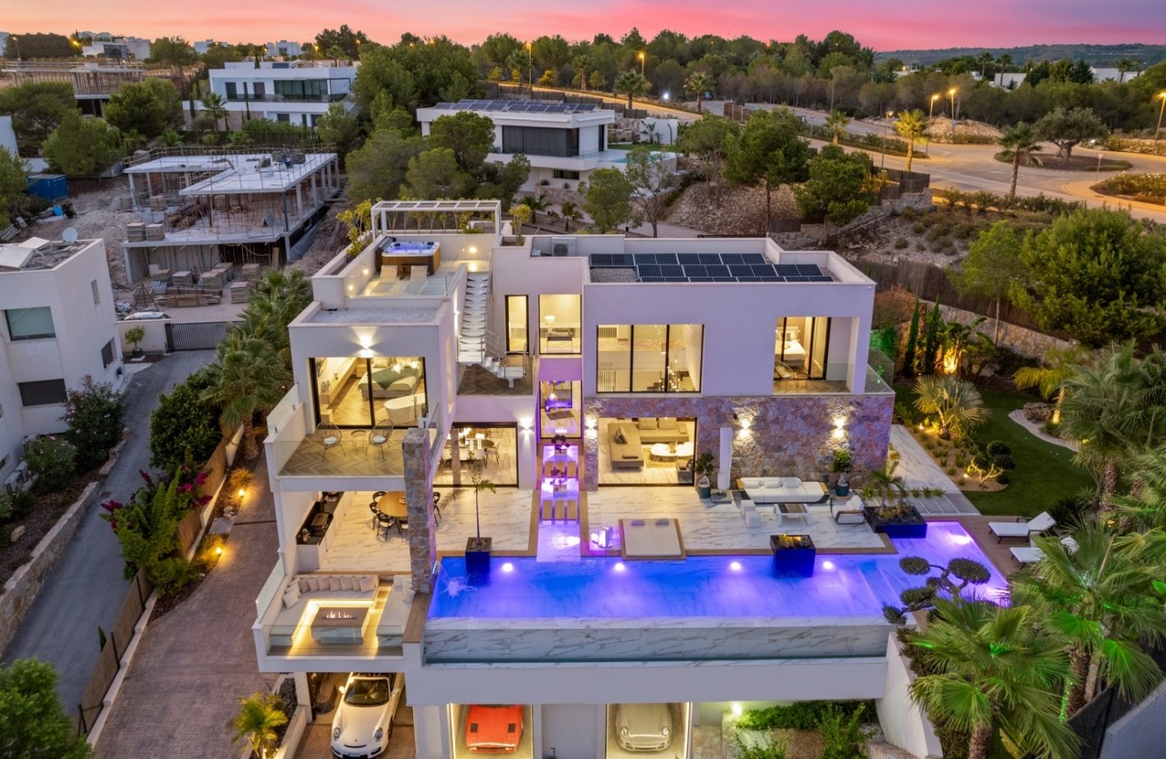 Revente - Villa individuelle -
Las Colinas Golf Resort - Las Colinas Golf