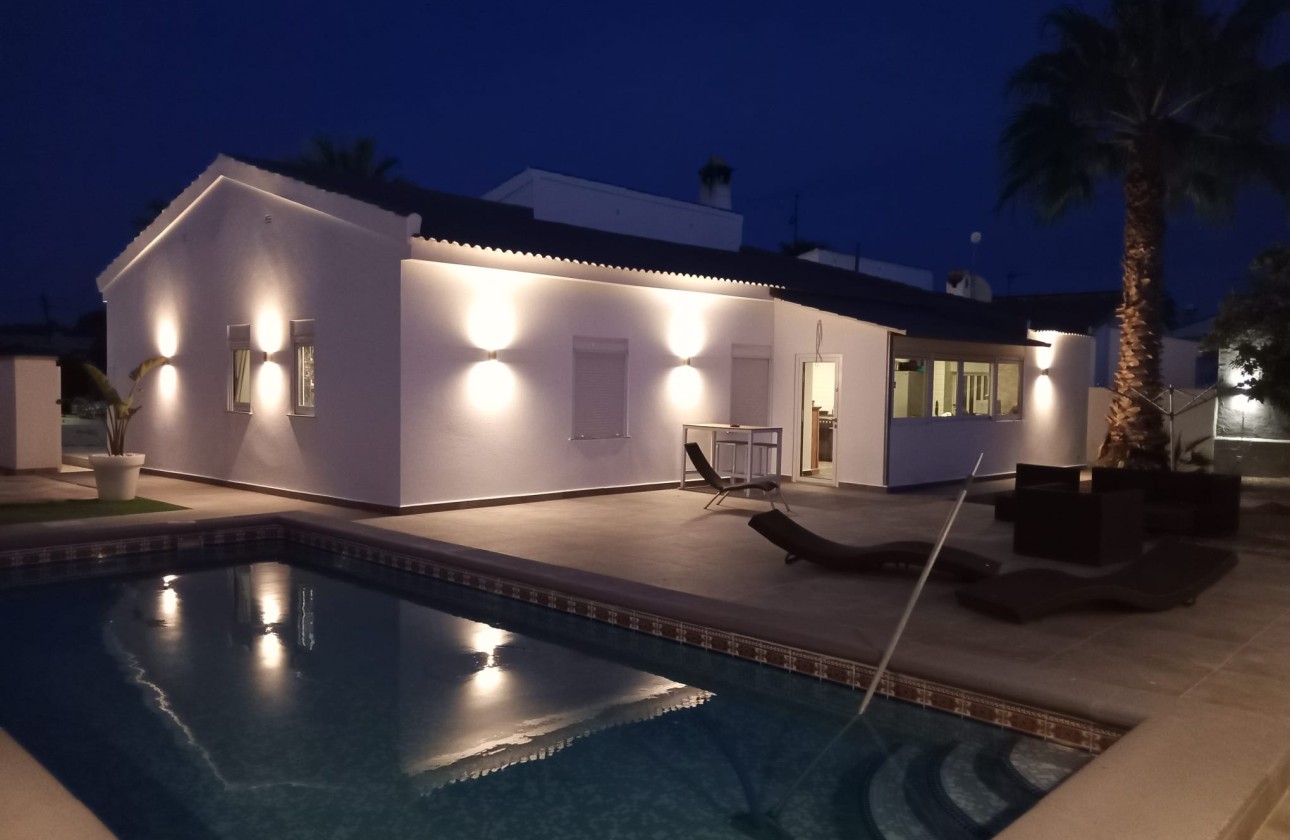 Revente - Villa individuelle -
Lomas de Cabo Roig