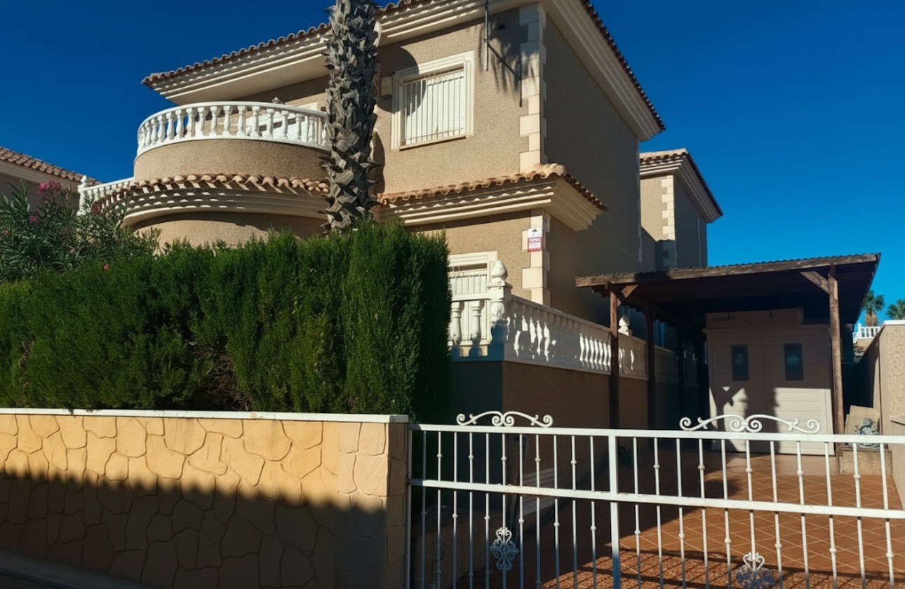 Revente - Villa Individuelle -
Los Balcones - Los Altos del Edén - Costa Blanca