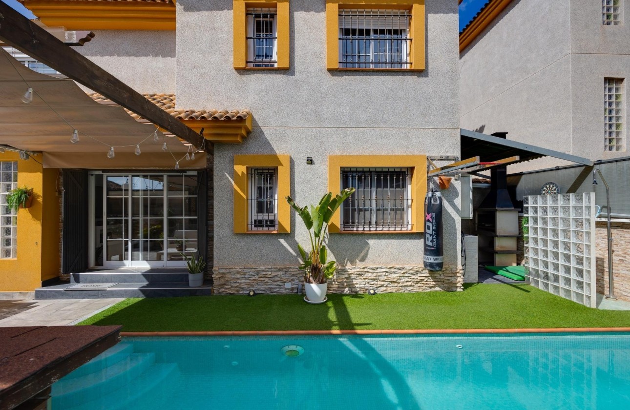 Revente - Villa Individuelle -
Los Montesinos - La Herada