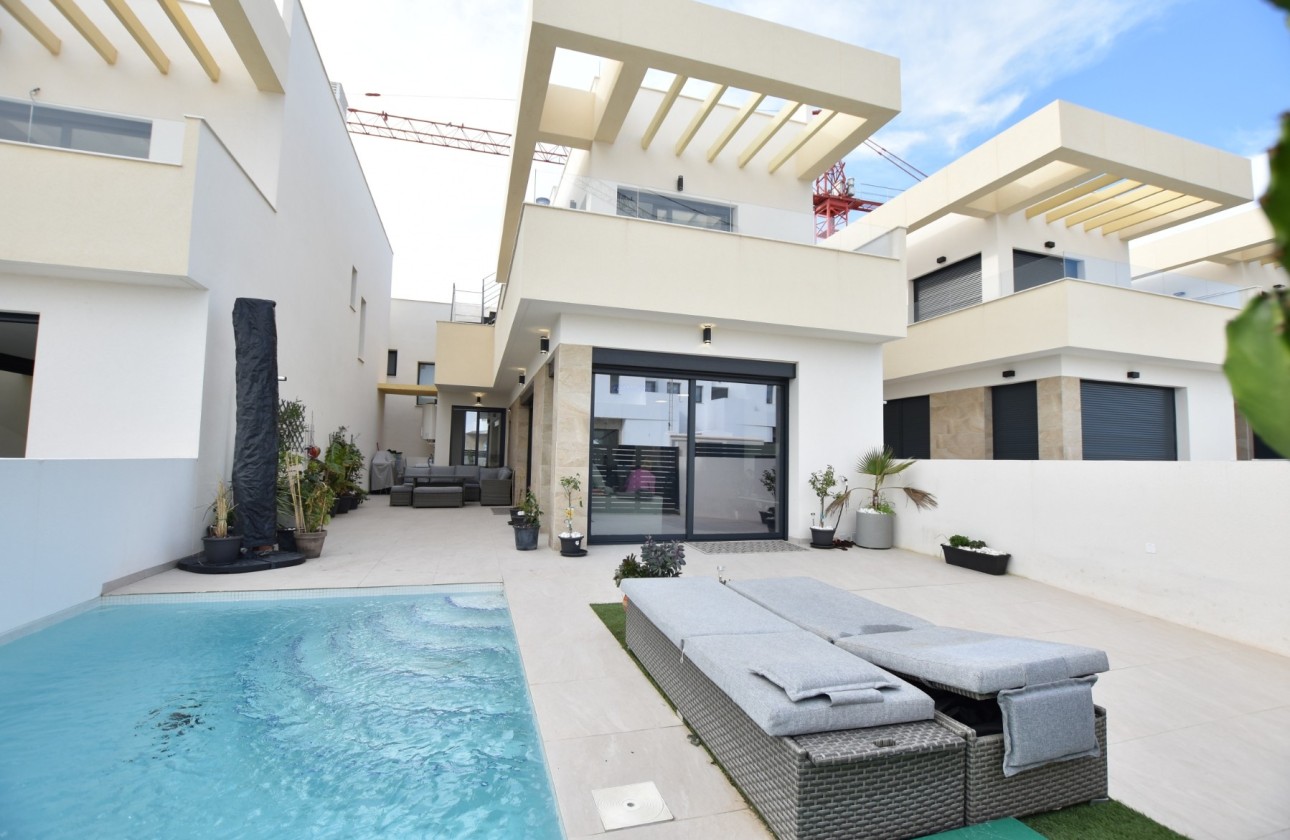 Revente - Villa Individuelle -
Los Montesinos