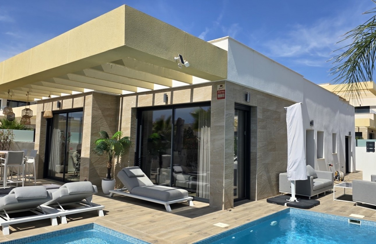 Revente - Villa Individuelle -
Los Montesinos