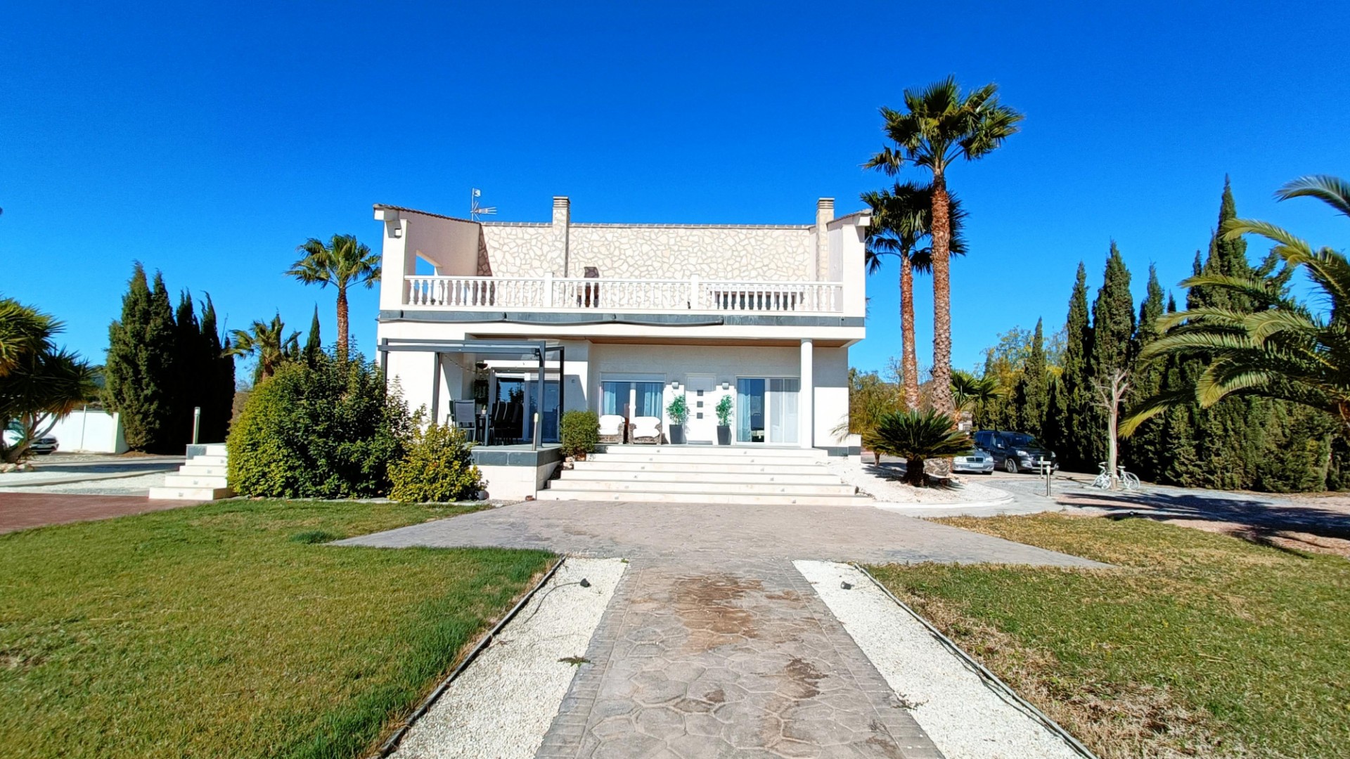 Revente - Villa Individuelle -
Novelda