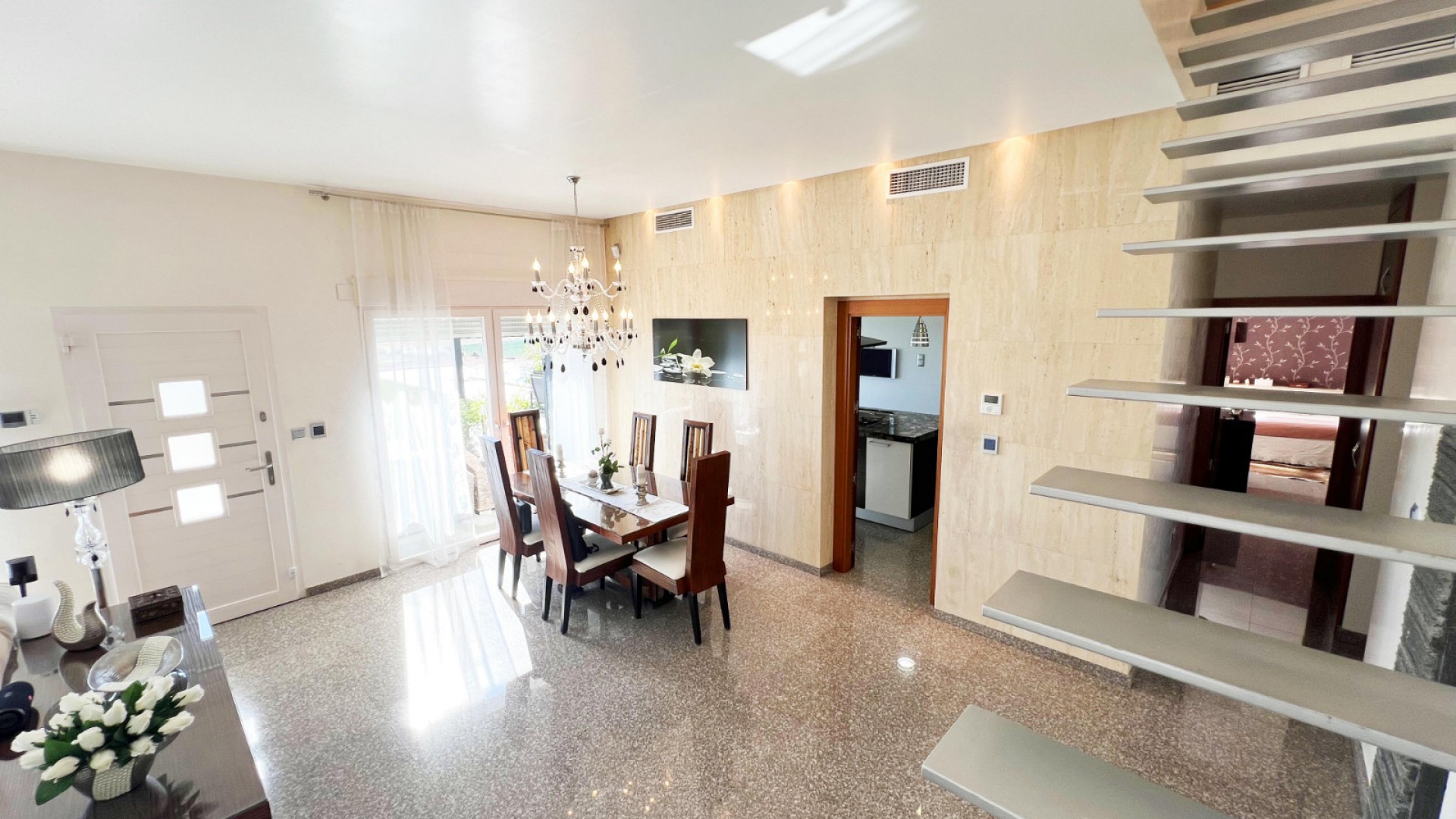 Revente - Villa Individuelle -
Novelda