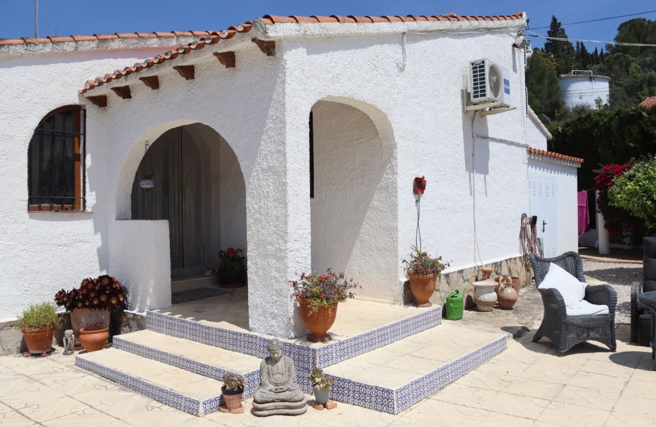 Revente - Villa Individuelle -
Orba - Inland