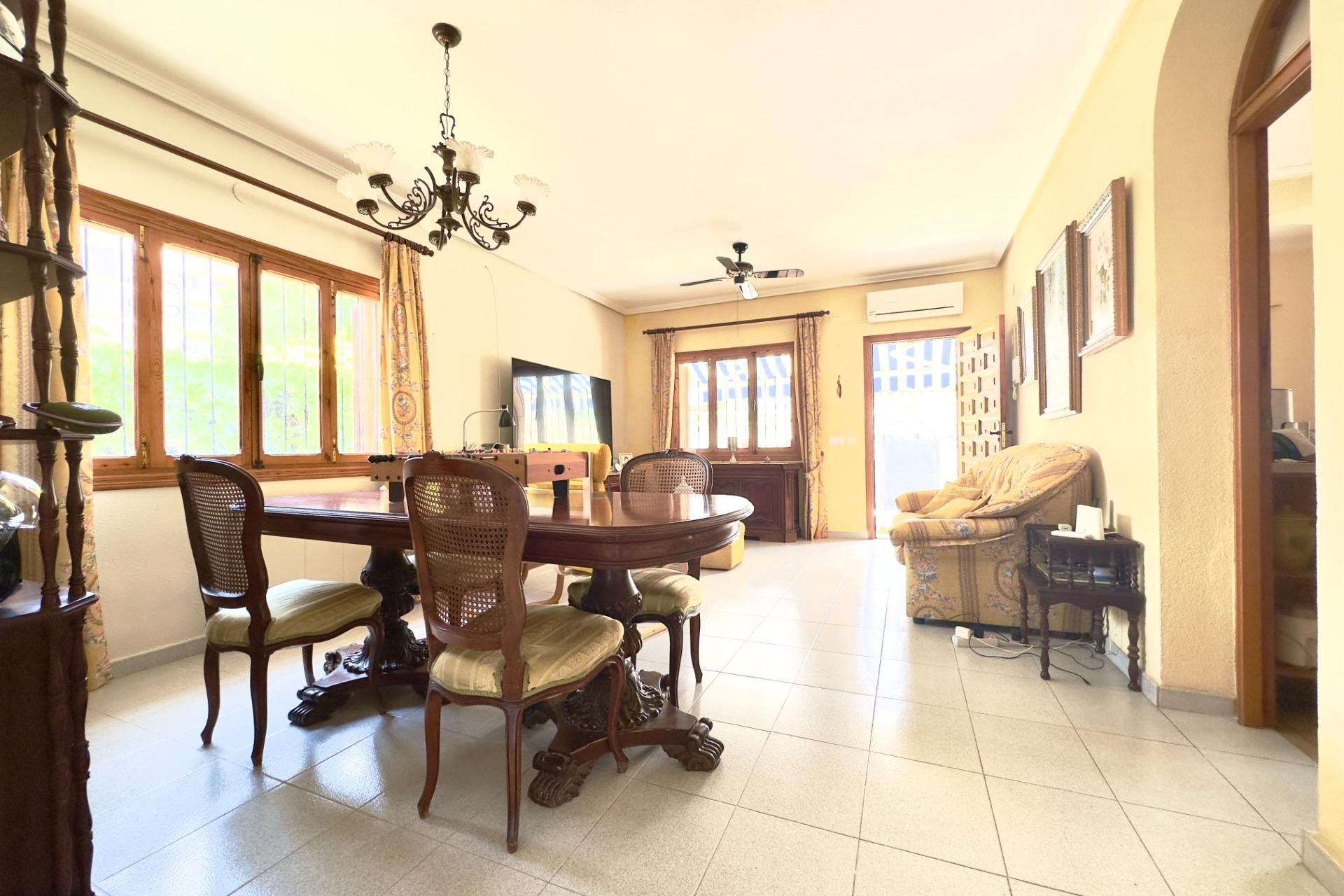 Revente - Villa Individuelle -
Orihuela Costa - La Zenia