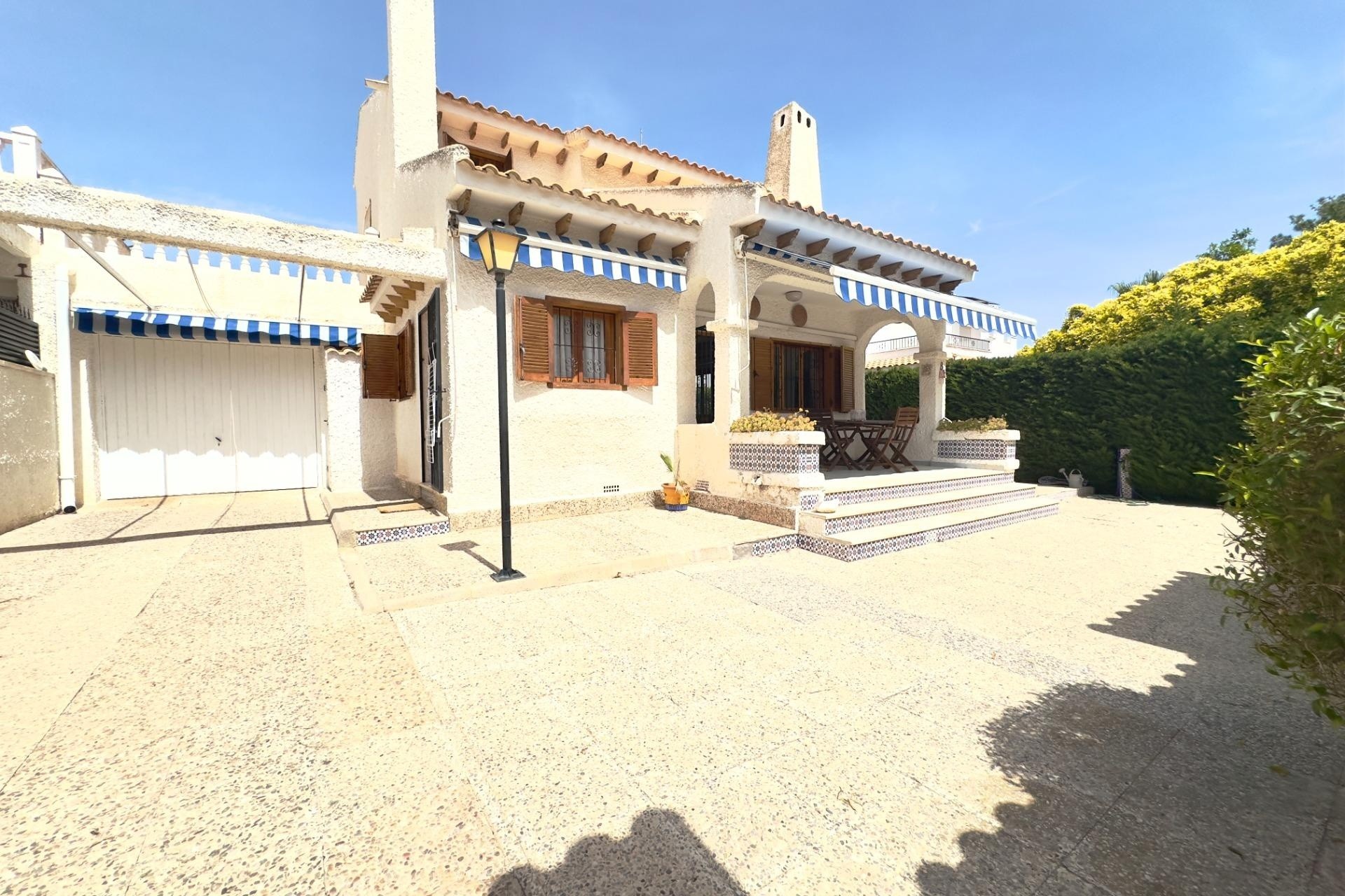 Revente - Villa Individuelle -
Orihuela Costa - La Zenia