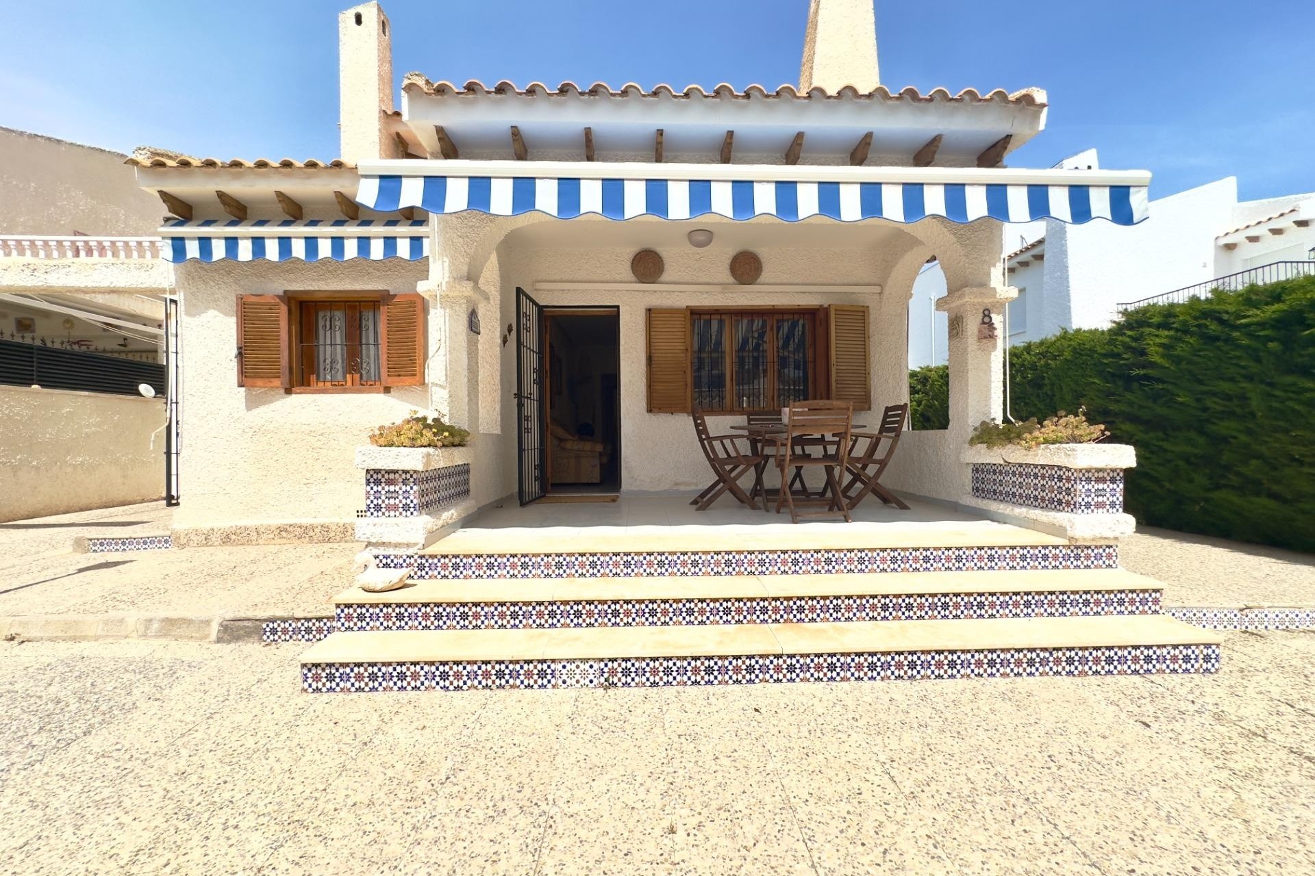 Revente - Villa Individuelle -
Orihuela Costa - La Zenia