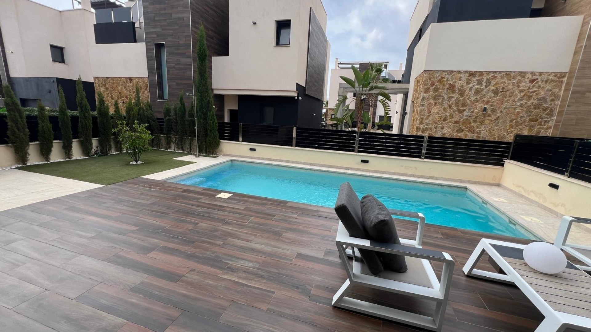 Revente - Villa Individuelle -
Orihuela Costa - Lomas de Cabo Roig