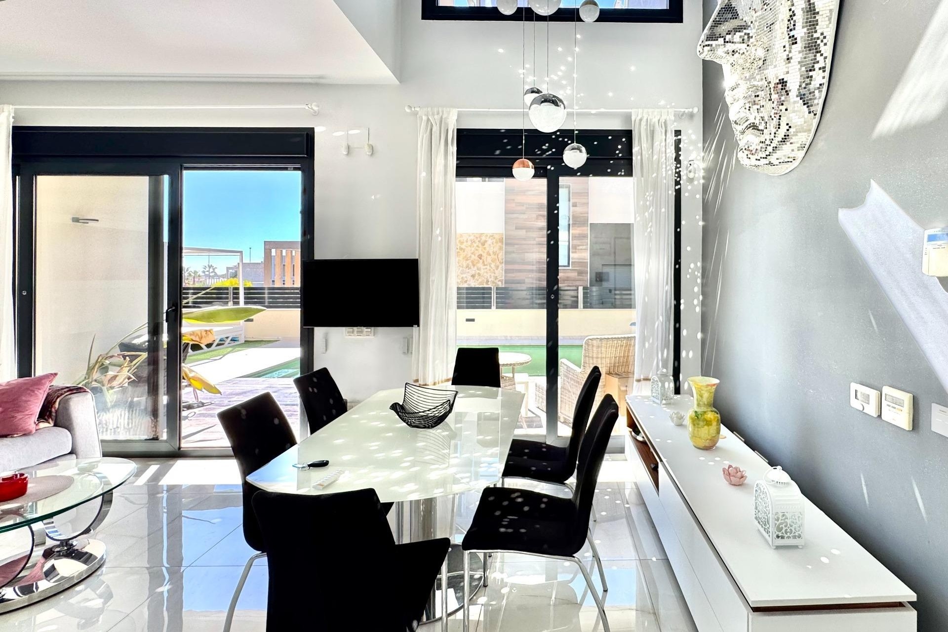 Revente - Villa Individuelle -
Orihuela Costa - Lomas de Cabo Roig