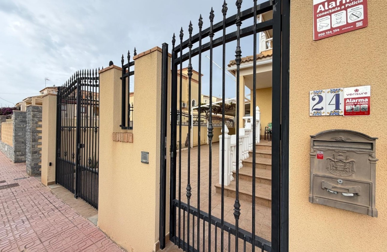 Revente - Villa Individuelle -
Orihuela Costa - Lomas De Don Juan