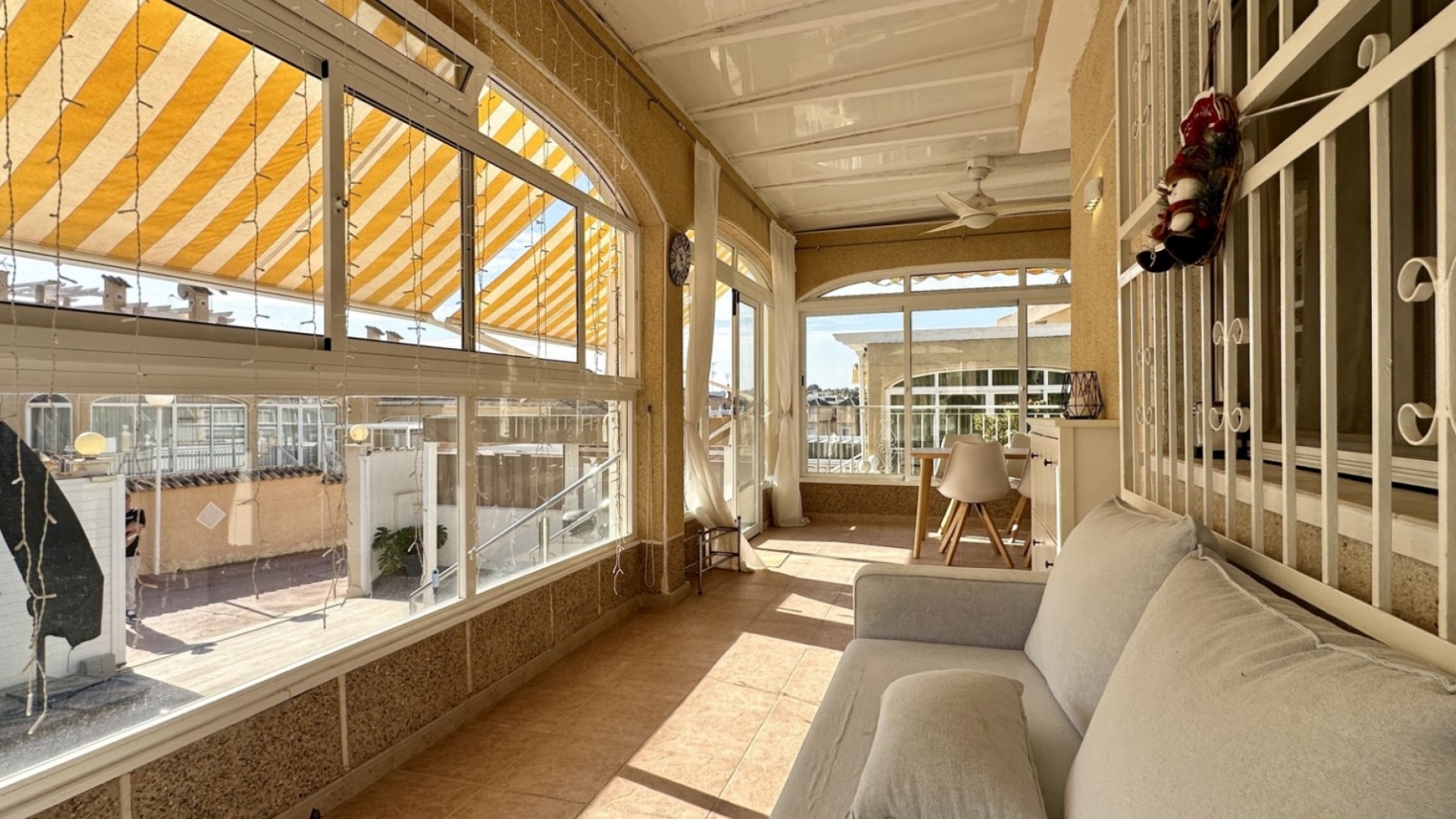 Revente - Villa Individuelle -
Orihuela Costa - Los Dolses