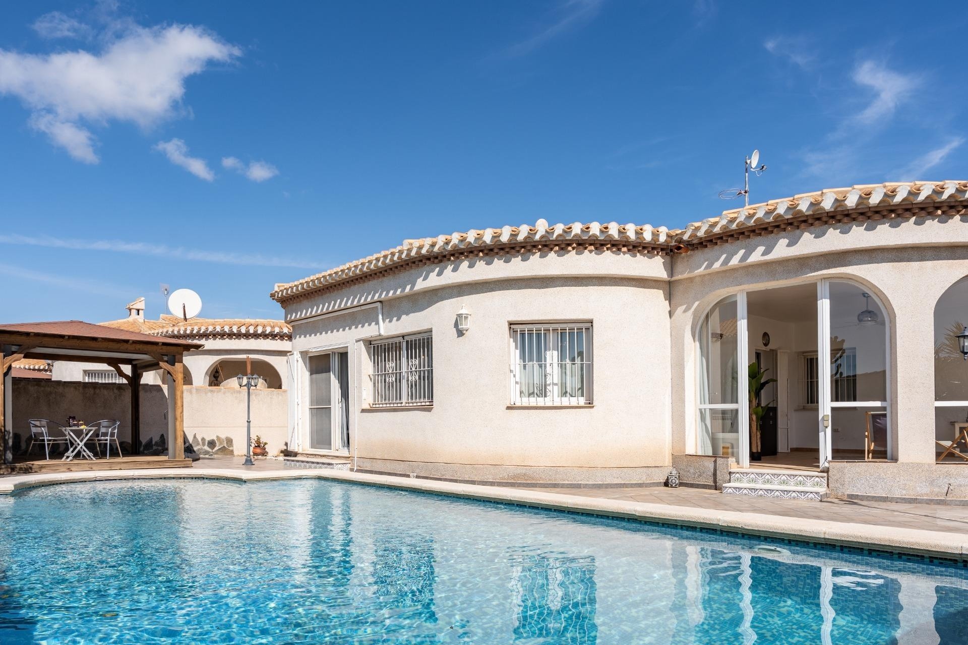 Revente - Villa Individuelle -
Orihuela Costa - Playa Flamenca