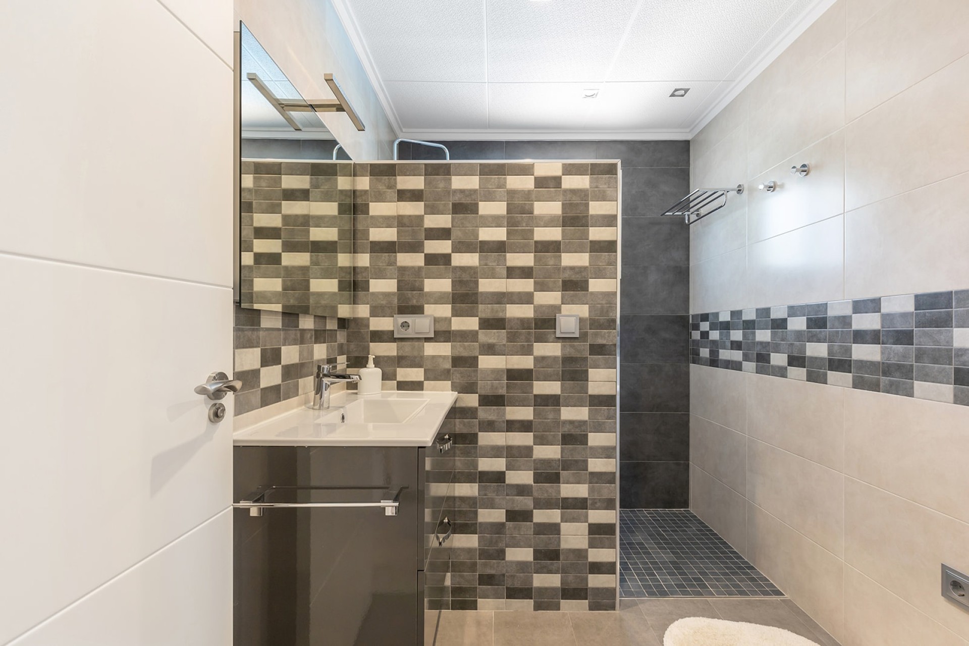 Revente - Villa Individuelle -
Orihuela Costa - Punta Prima