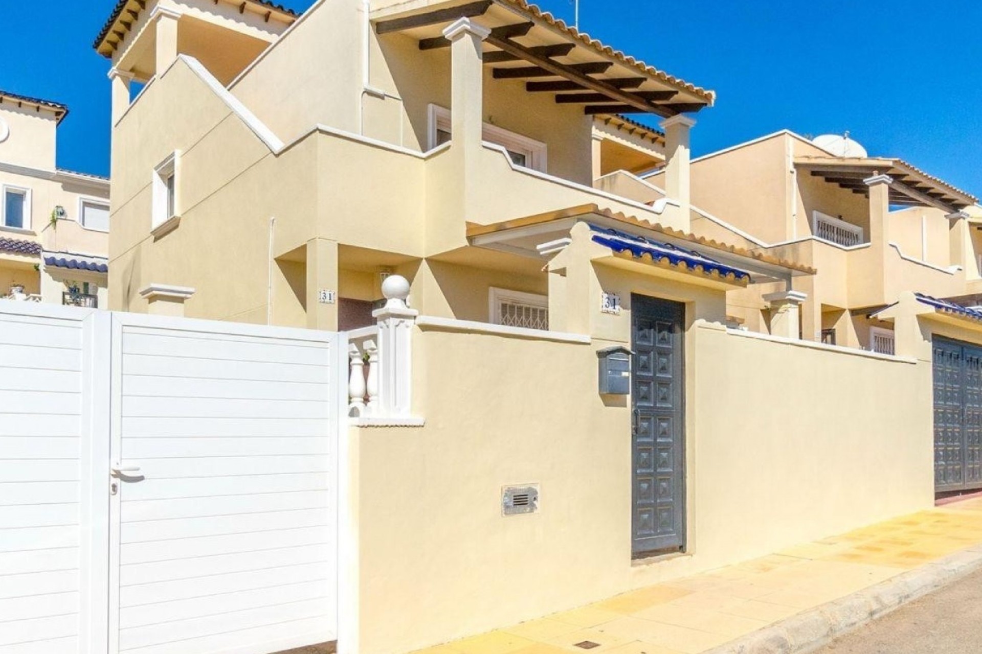 Revente - Villa Individuelle -
Orihuela Costa - Villamartín