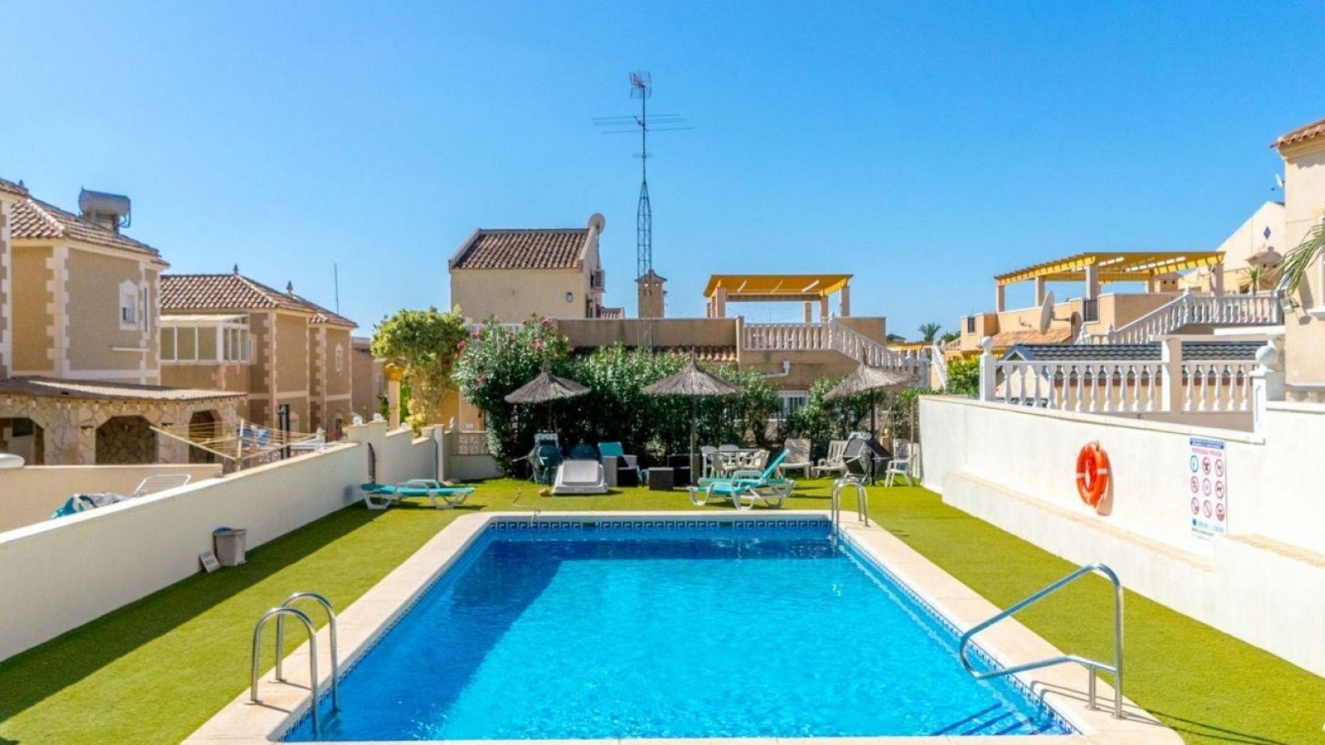 Revente - Villa Individuelle -
Orihuela Costa - Villamartín