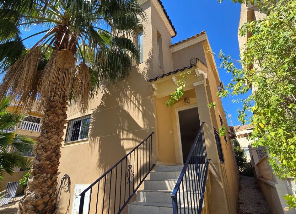 Revente - Villa Individuelle -
Orihuela Costa