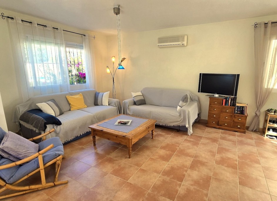 Revente - Villa Individuelle -
Orihuela Costa