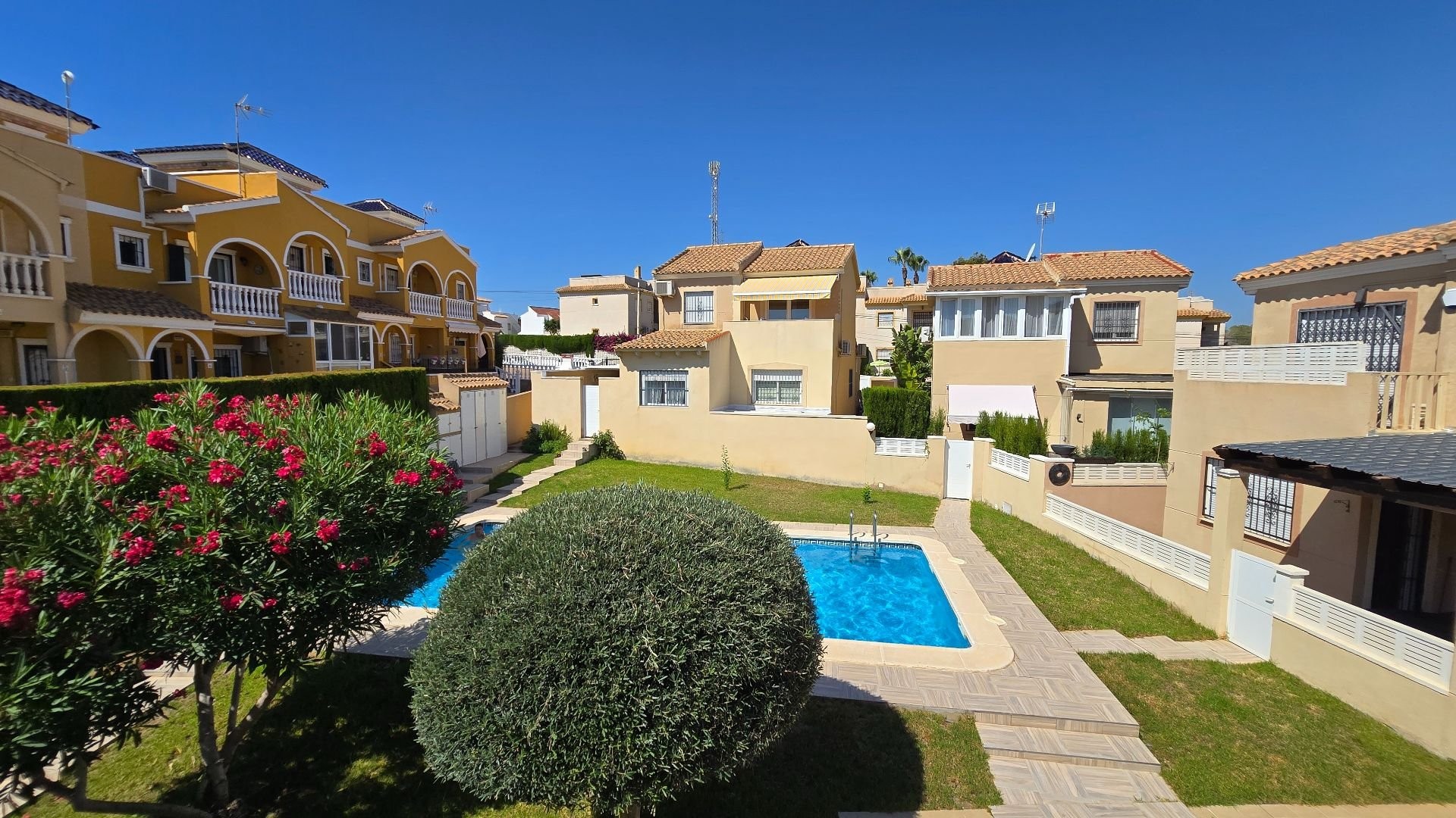 Revente - Villa Individuelle -
Orihuela Costa