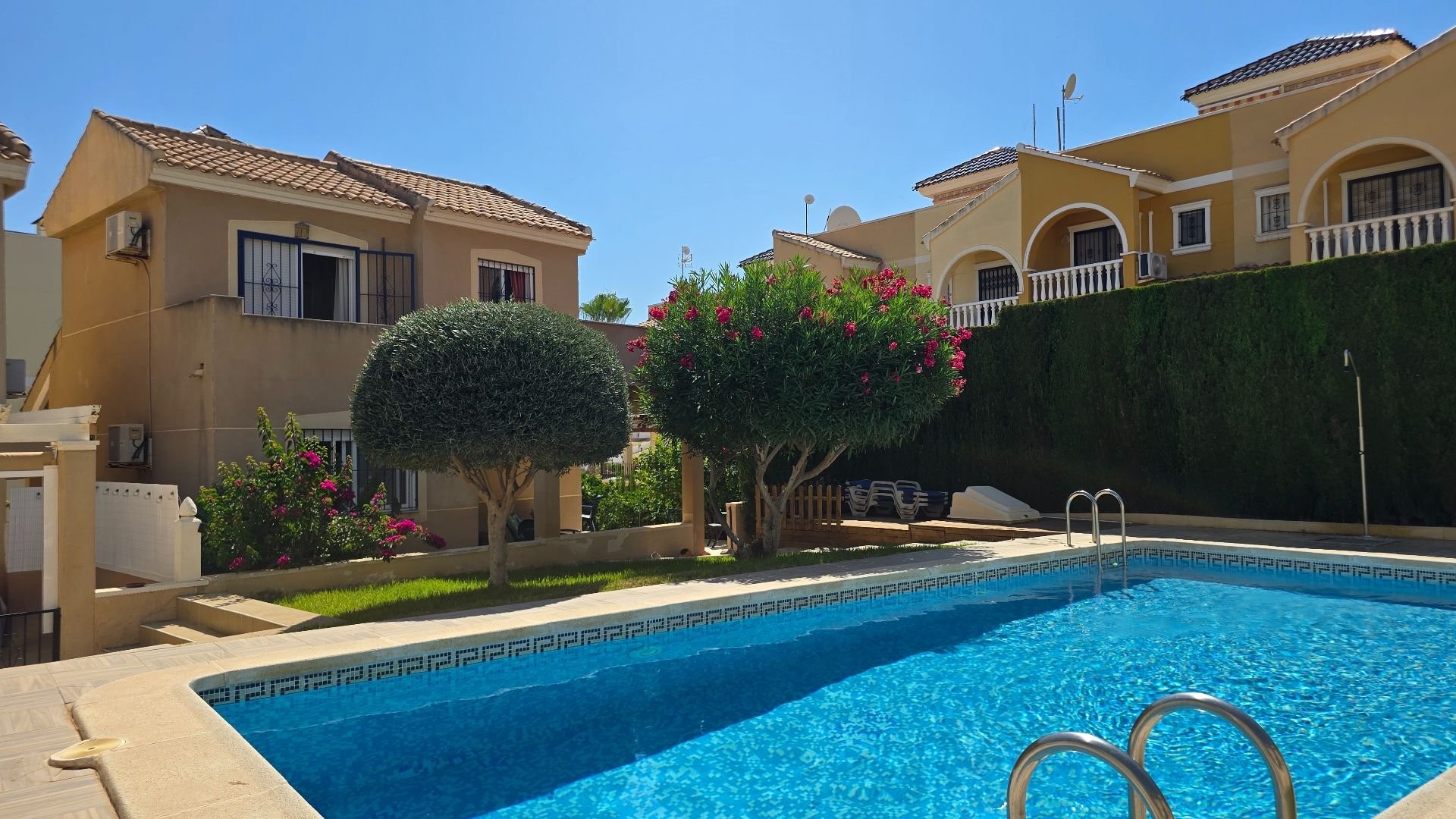 Revente - Villa Individuelle -
Orihuela Costa