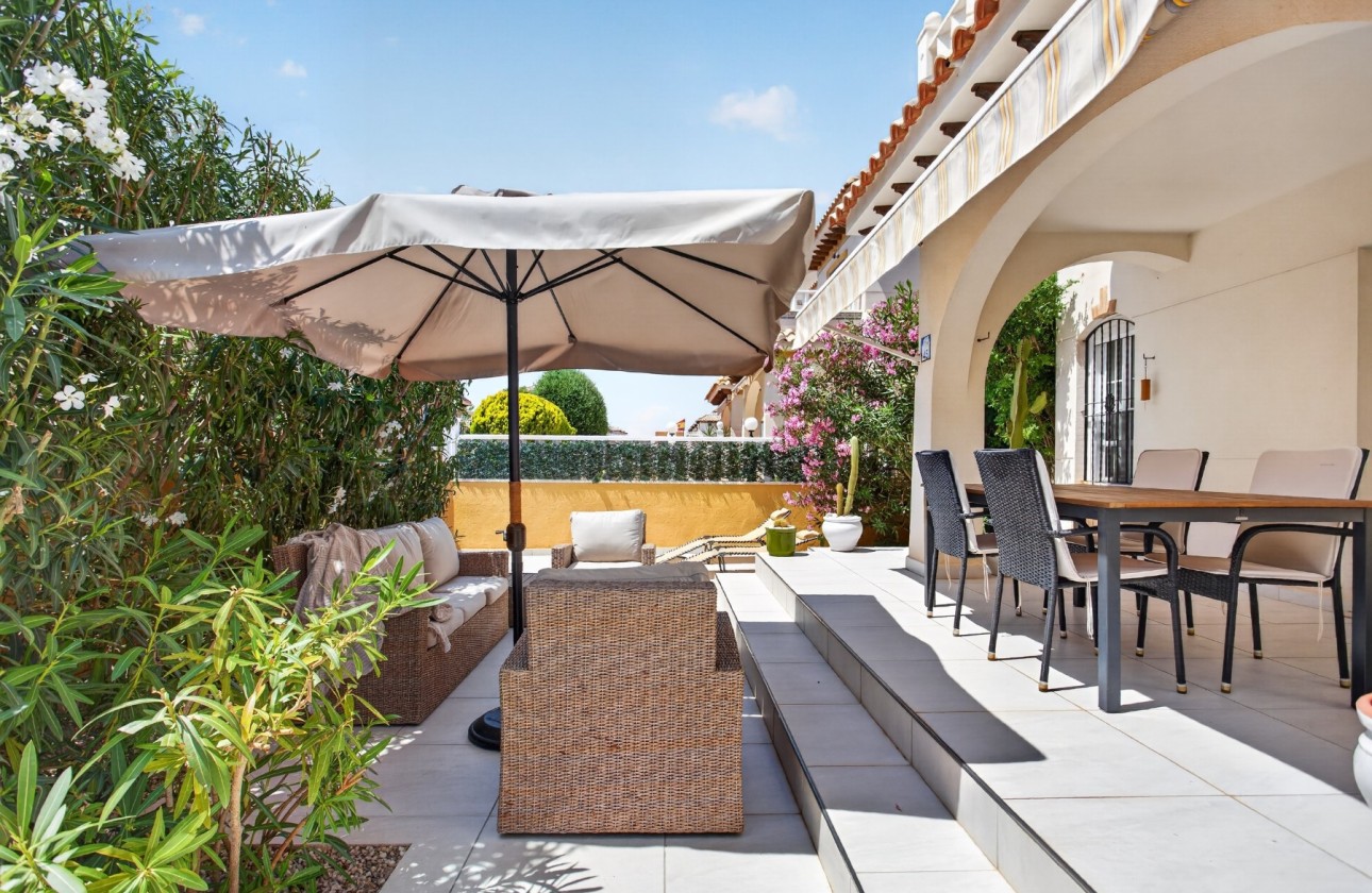 Revente - Villa Individuelle -
Orihuela Costa