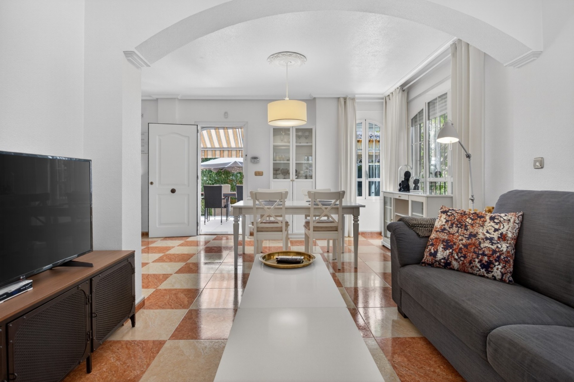 Revente - Villa Individuelle -
Orihuela Costa
