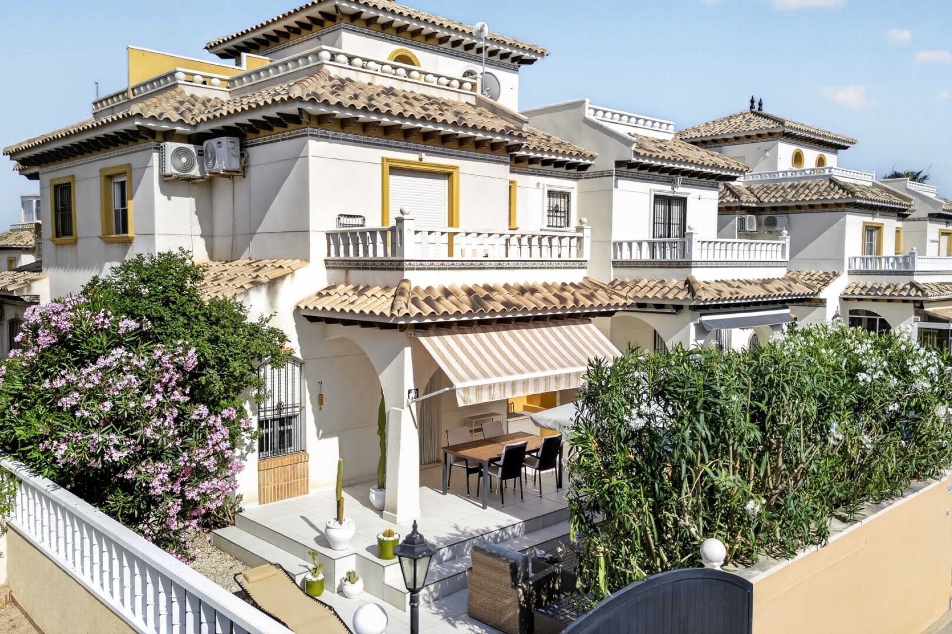 Revente - Villa Individuelle -
Orihuela Costa