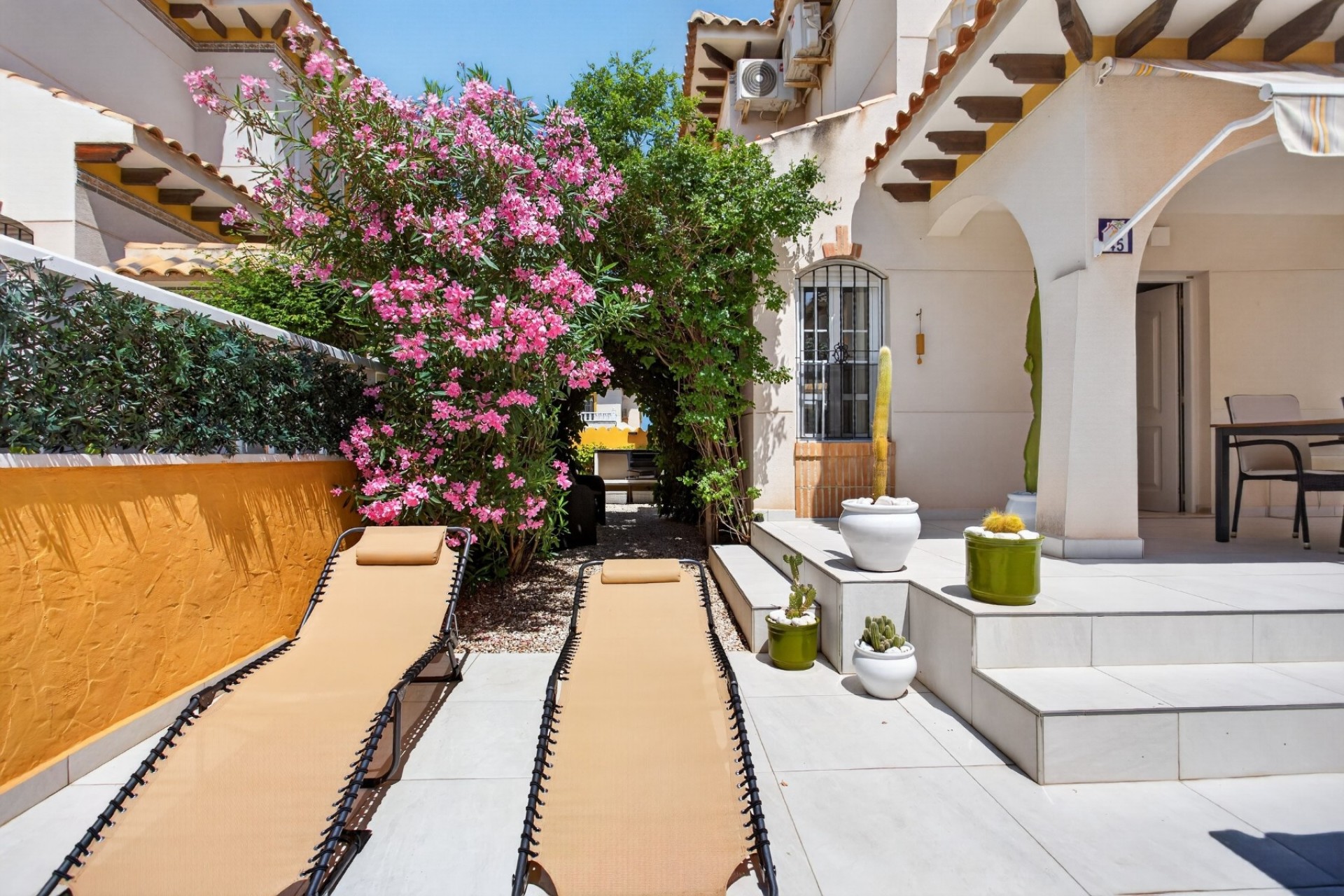 Revente - Villa Individuelle -
Orihuela Costa