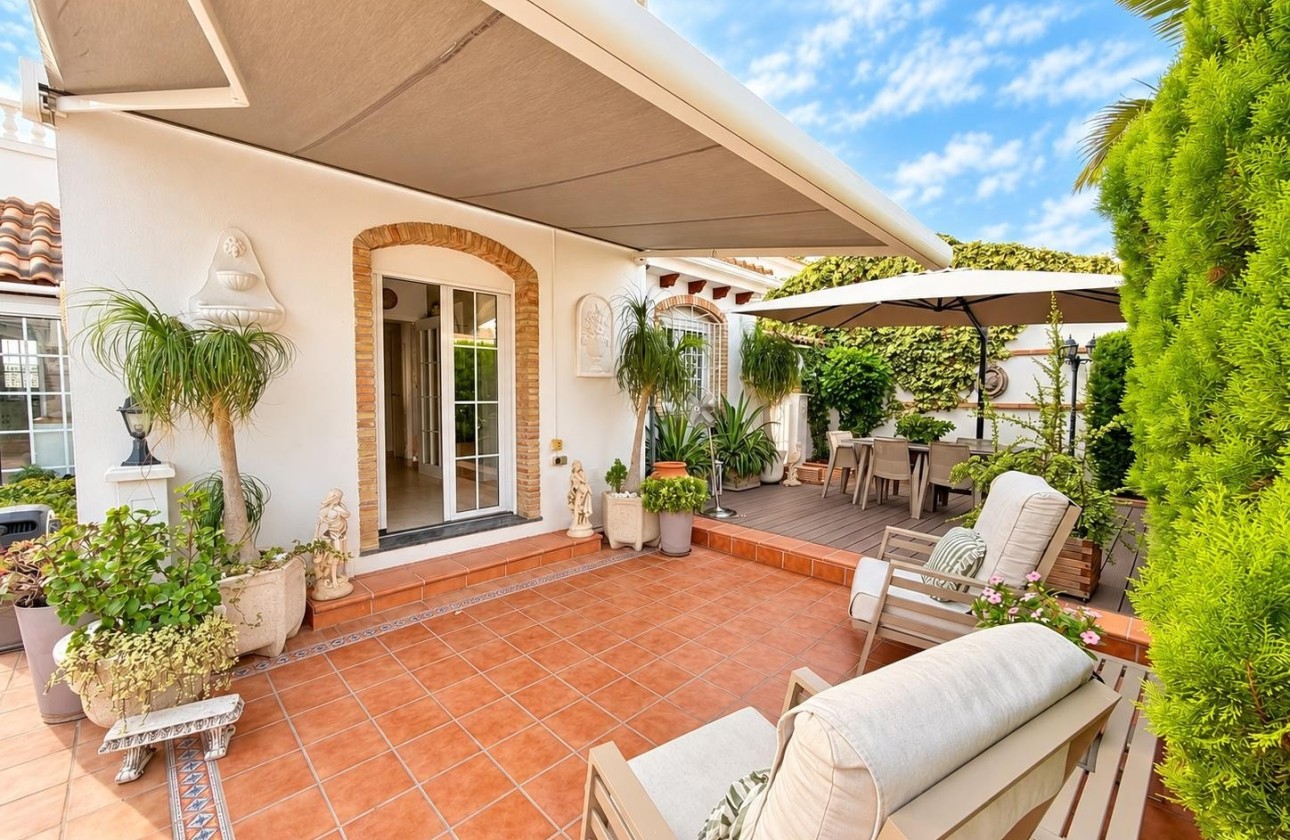 Revente - Villa Individuelle -
Orihuela Costa
