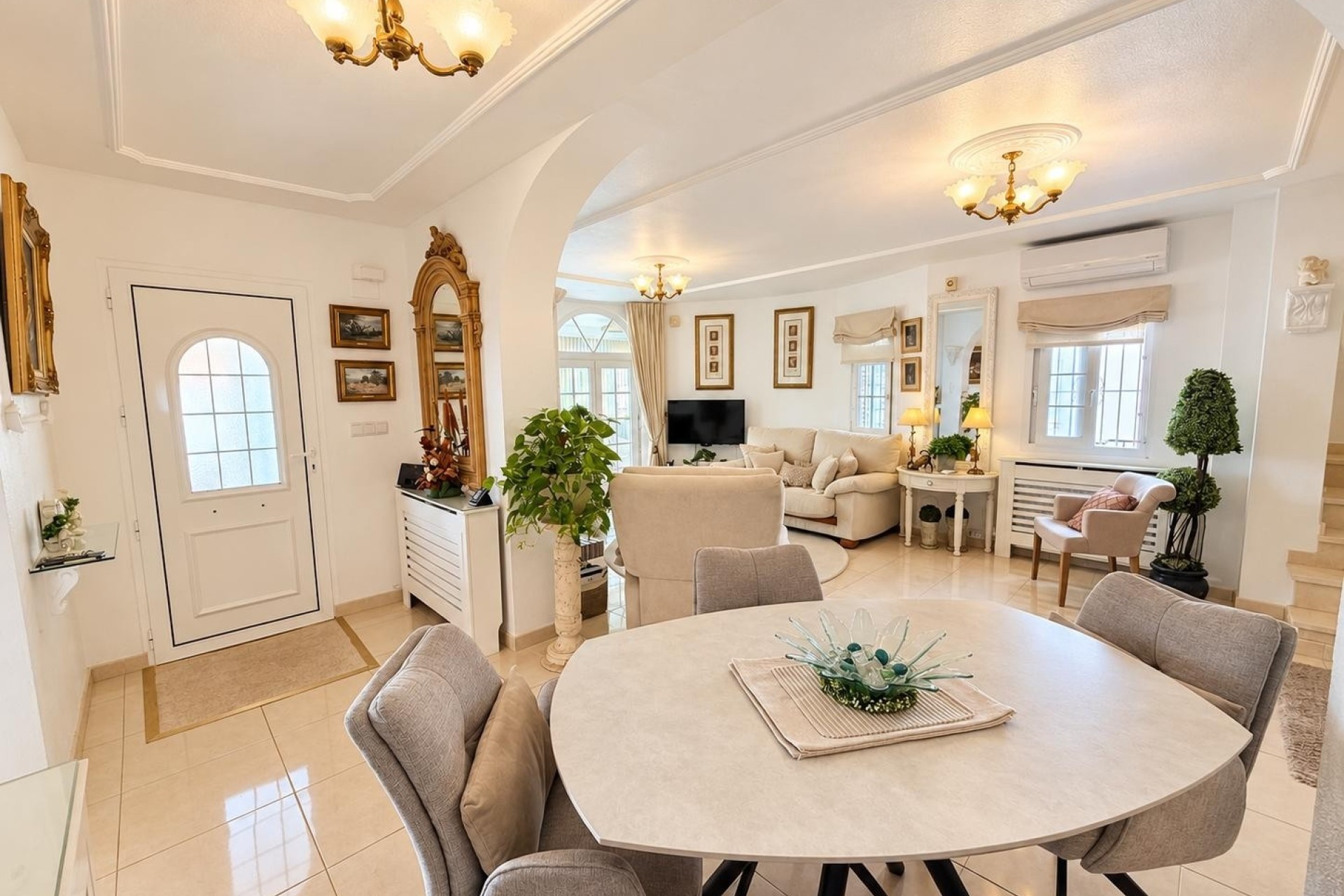 Revente - Villa Individuelle -
Orihuela Costa