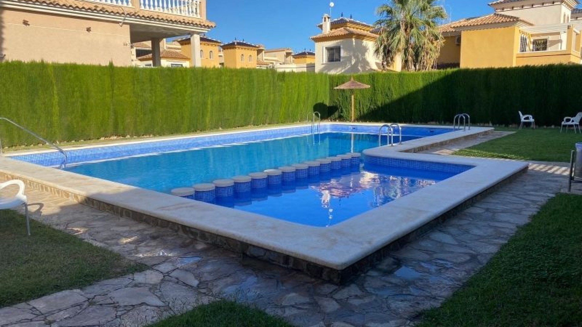 Revente - Villa Individuelle -
Orihuela Costa