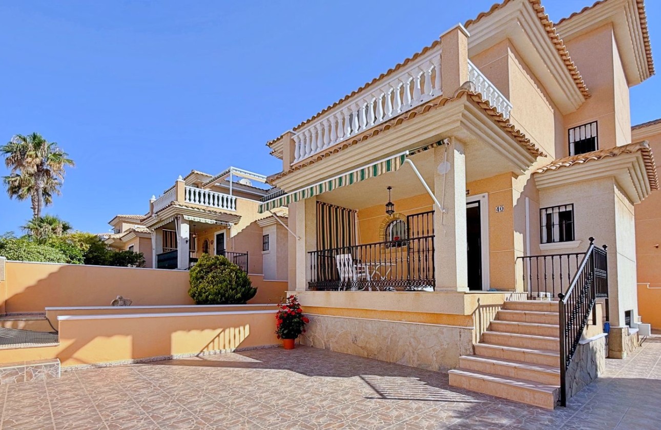 Revente - Villa Individuelle -
Orihuela - Orihuela Costa