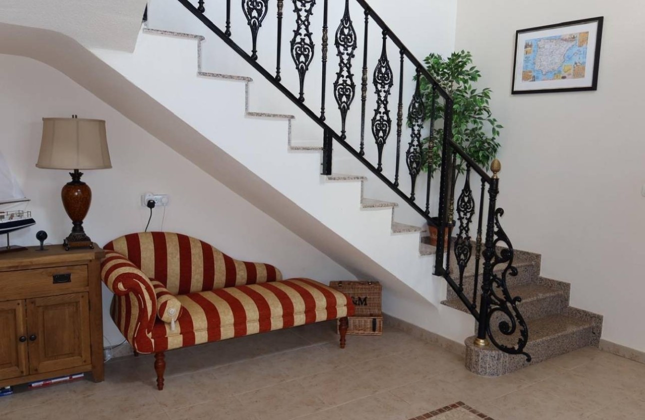 Revente - Villa Individuelle -
Orihuela