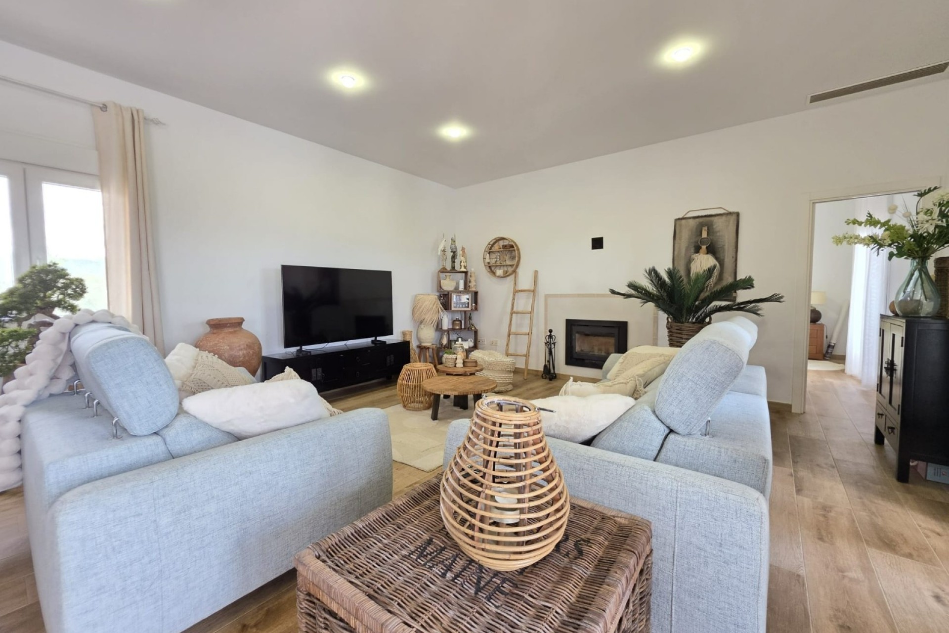 Revente - Villa Individuelle -
Pinoso - Inland