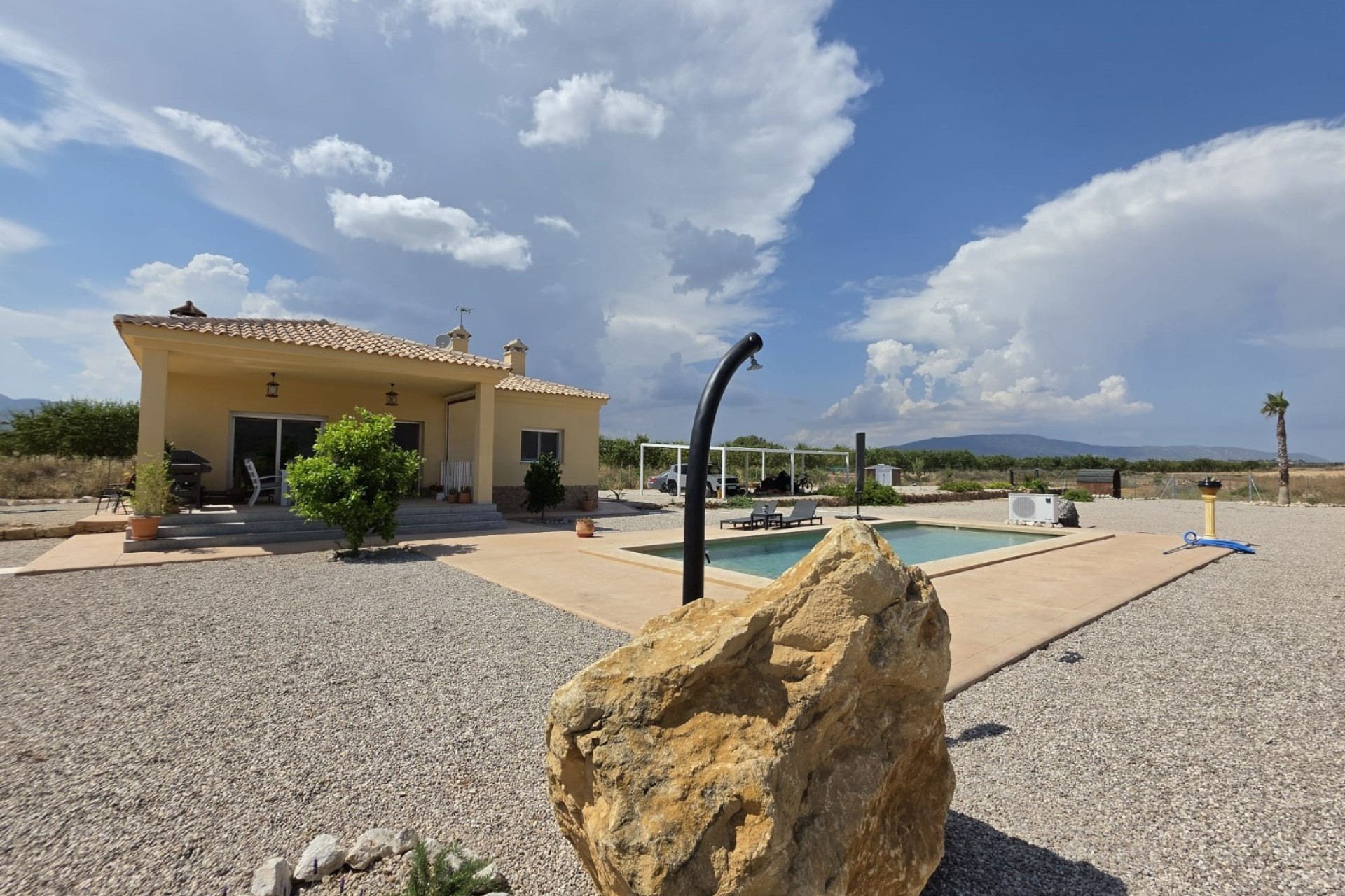 Revente - Villa Individuelle -
Pinoso - Inland