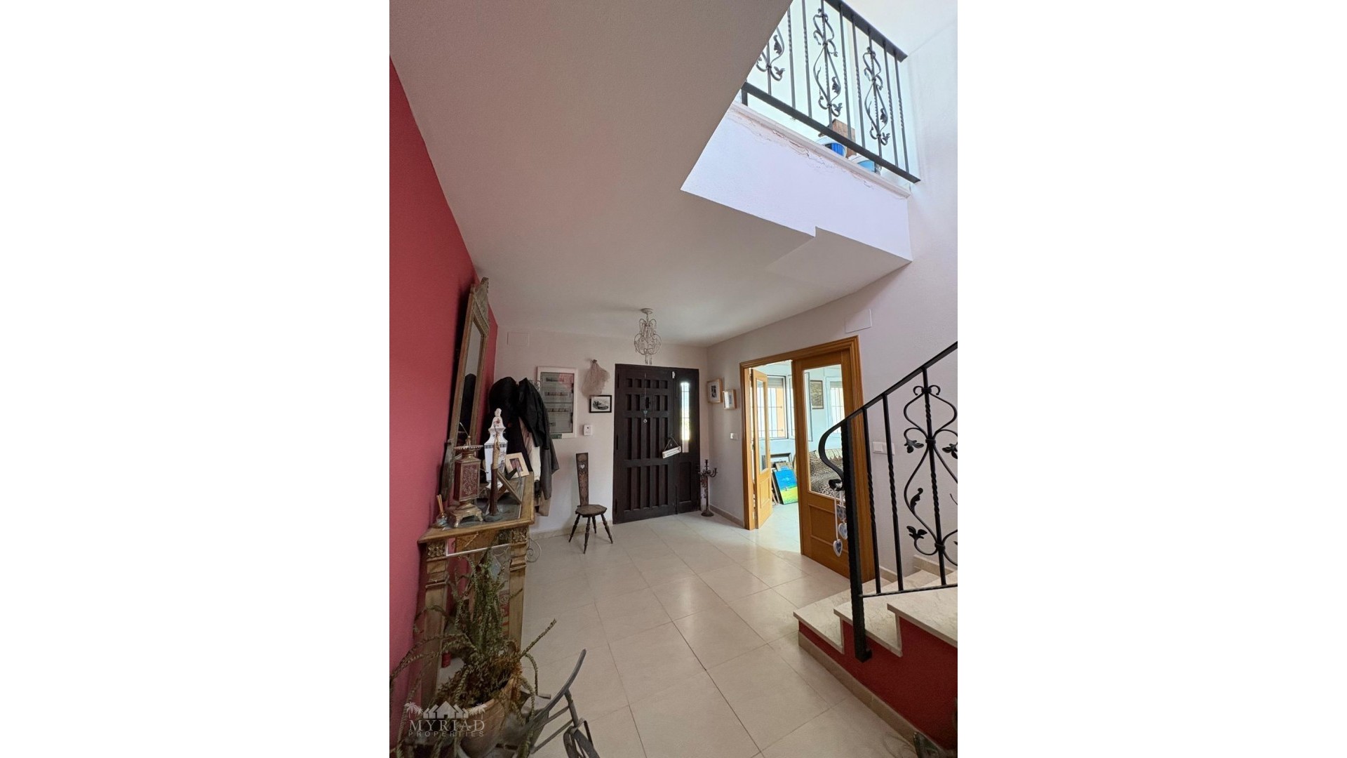 Revente - Villa Individuelle -
Pinoso - Pinoso Alicante