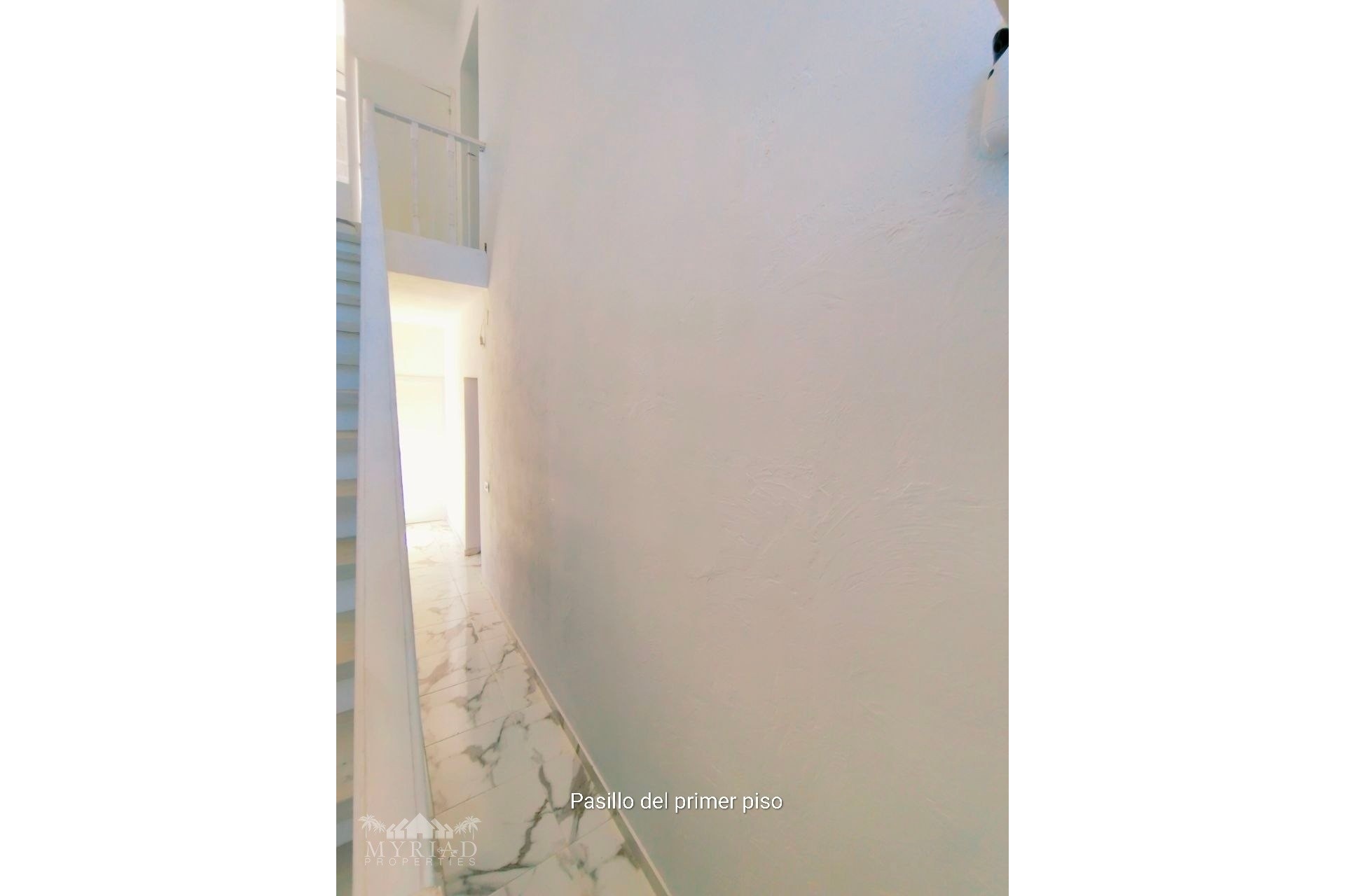 Revente - Villa Individuelle -
Pinoso - Pinoso Alicante