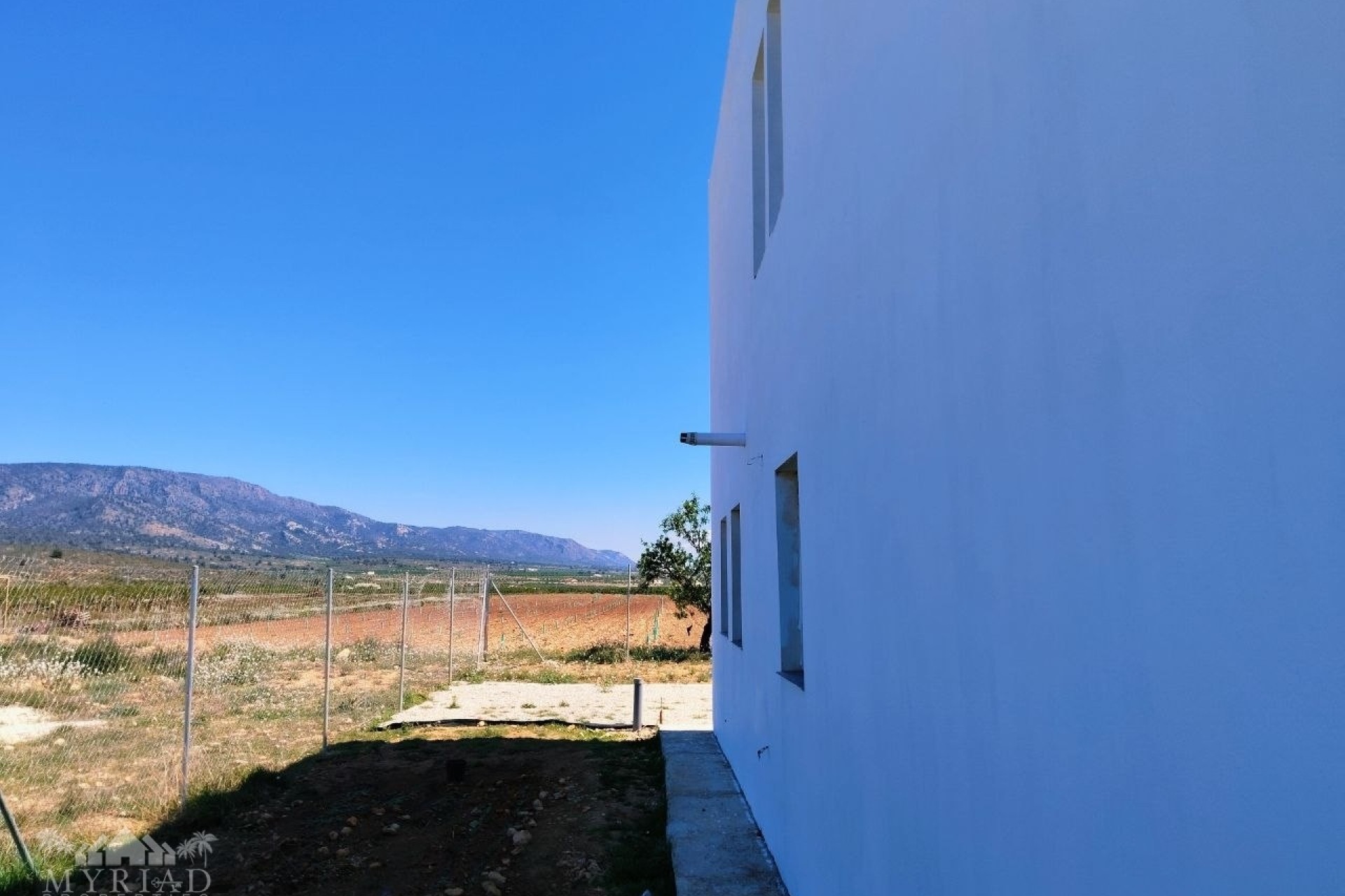 Revente - Villa Individuelle -
Pinoso - Pinoso Alicante
