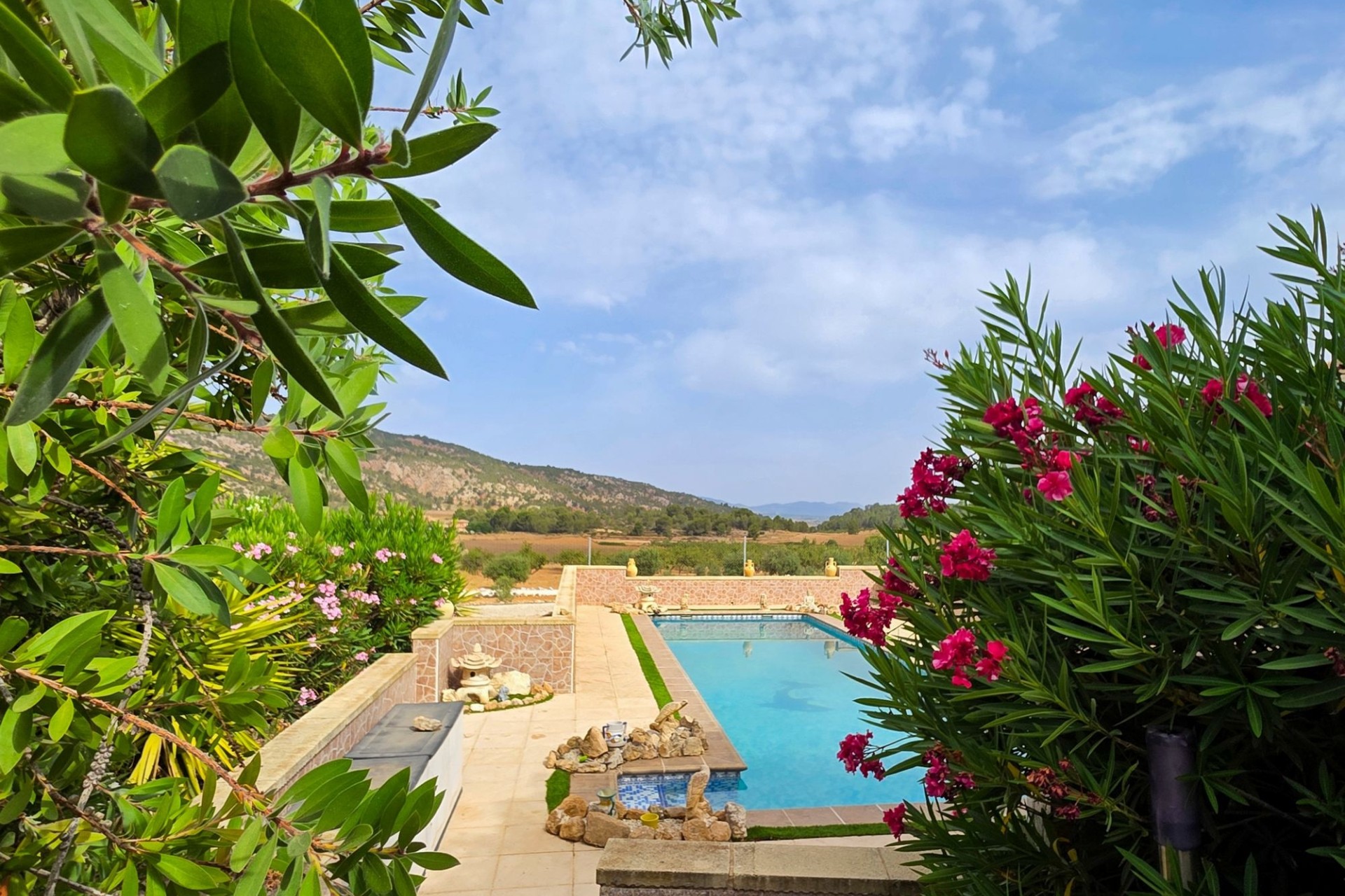 Revente - Villa Individuelle -
Pinoso