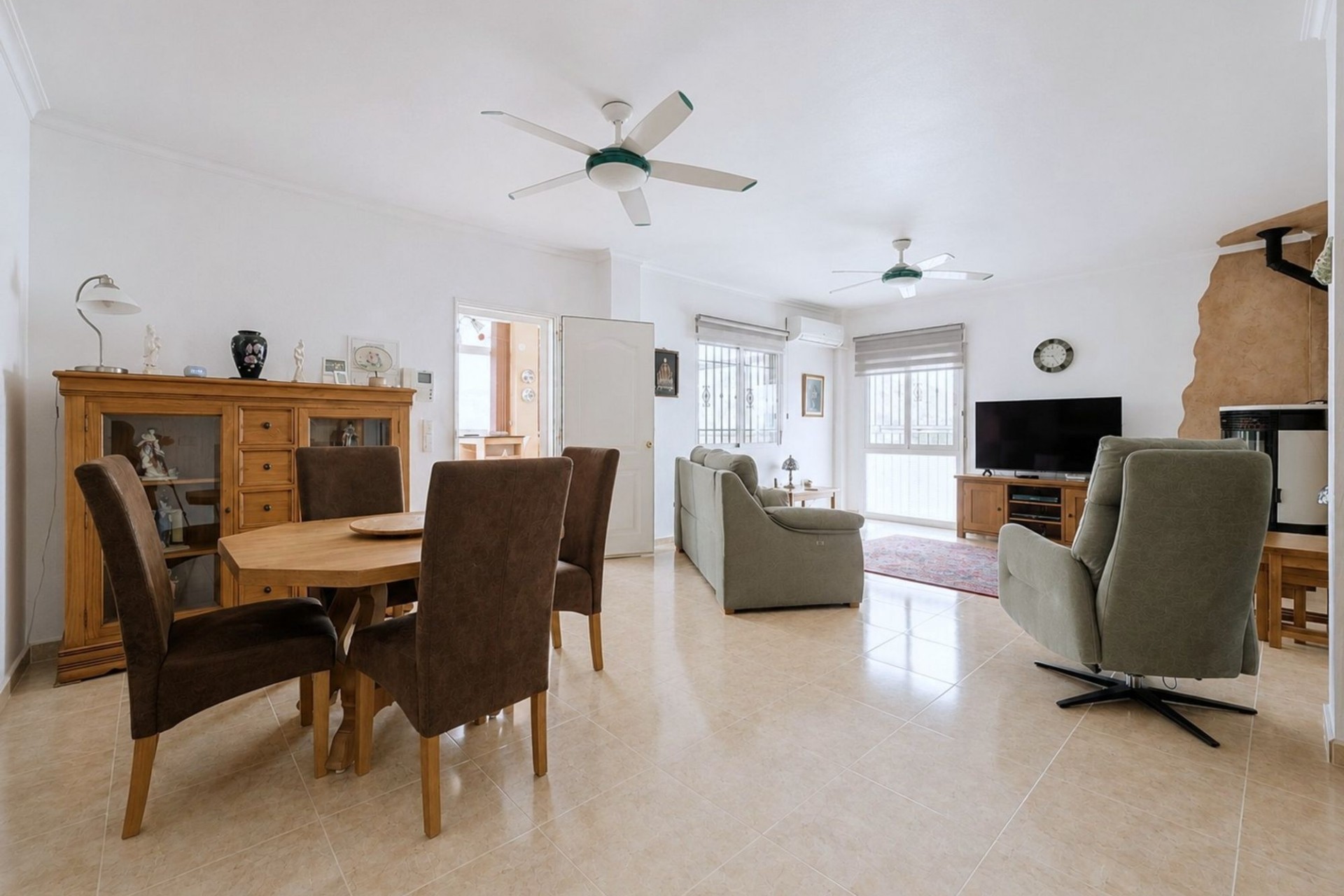 Revente - Villa Individuelle -
Pinoso