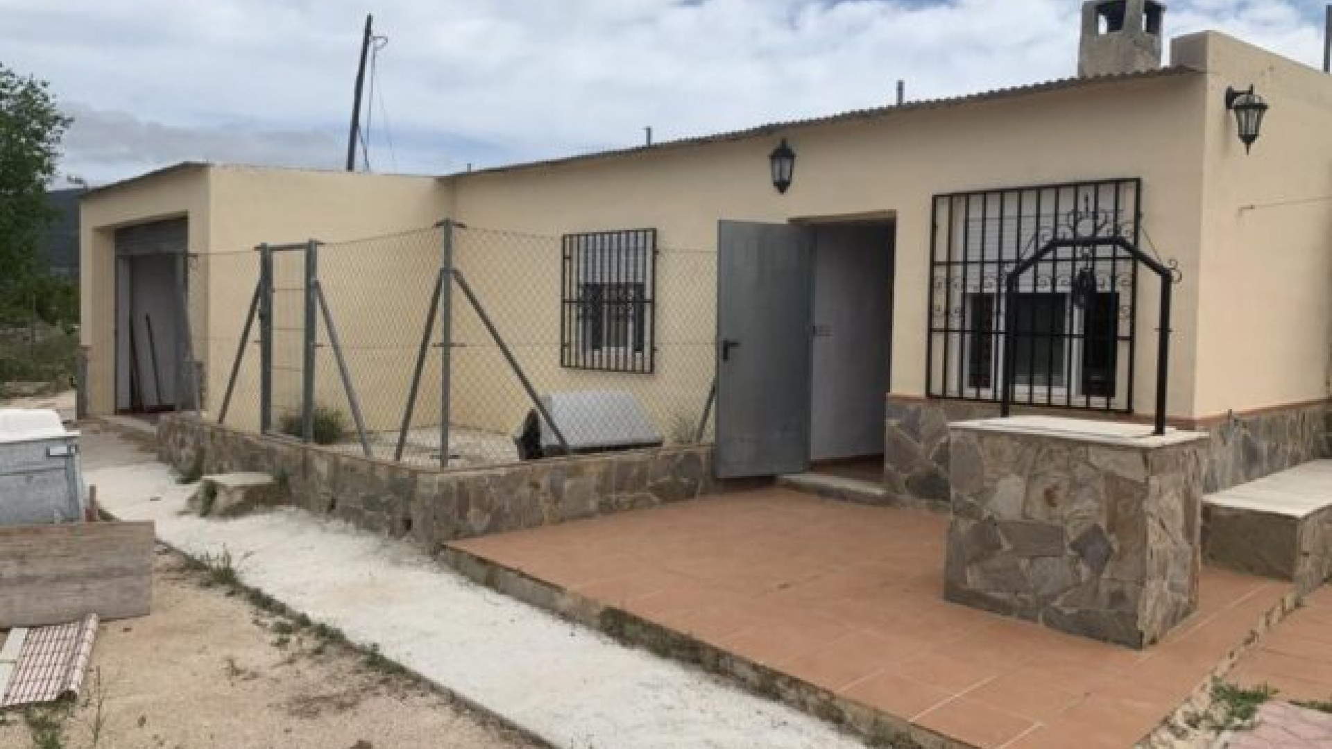 Revente - Villa Individuelle -
Pinoso