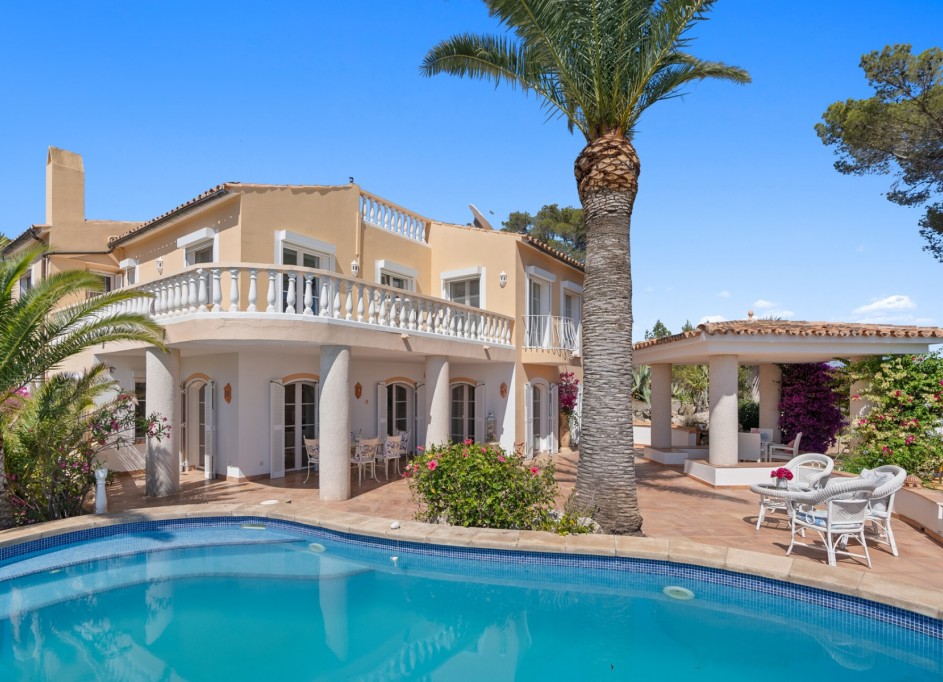 Revente - Villa Individuelle -
Port d'Andratx - Andratx