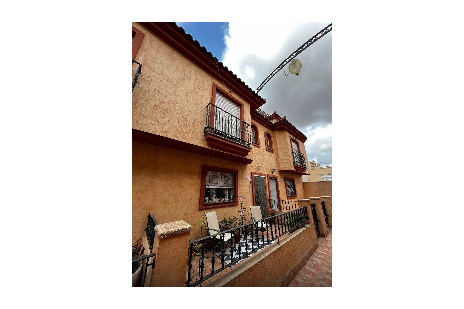 Revente - Villa individuelle -
Redován - PUEBLO