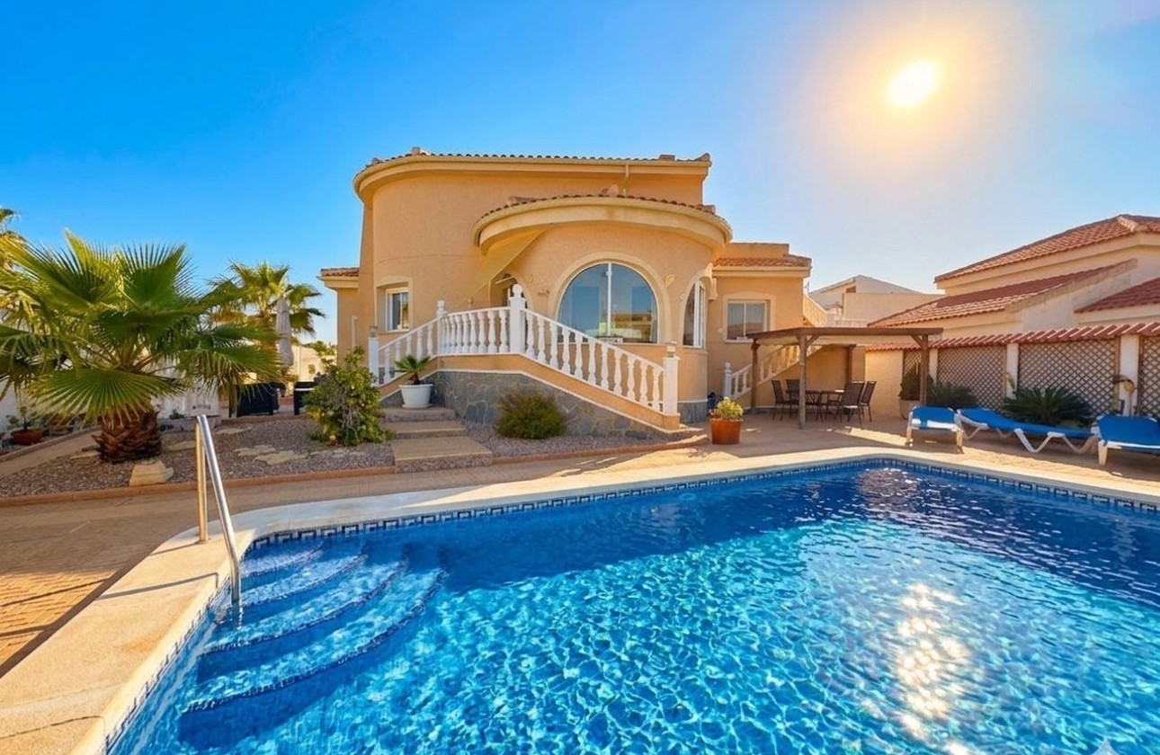 Revente - Villa Individuelle -
Rojales - La Marquesa