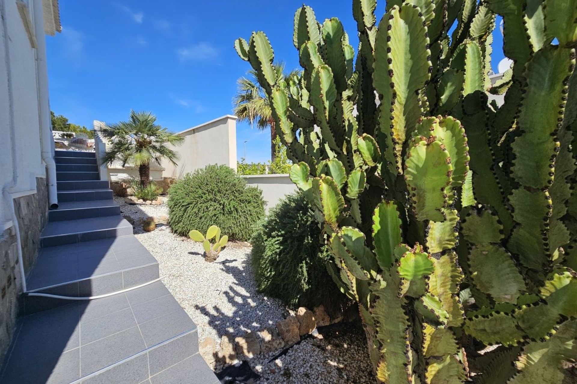 Revente - Villa Individuelle -
Rojales - La Marquesa